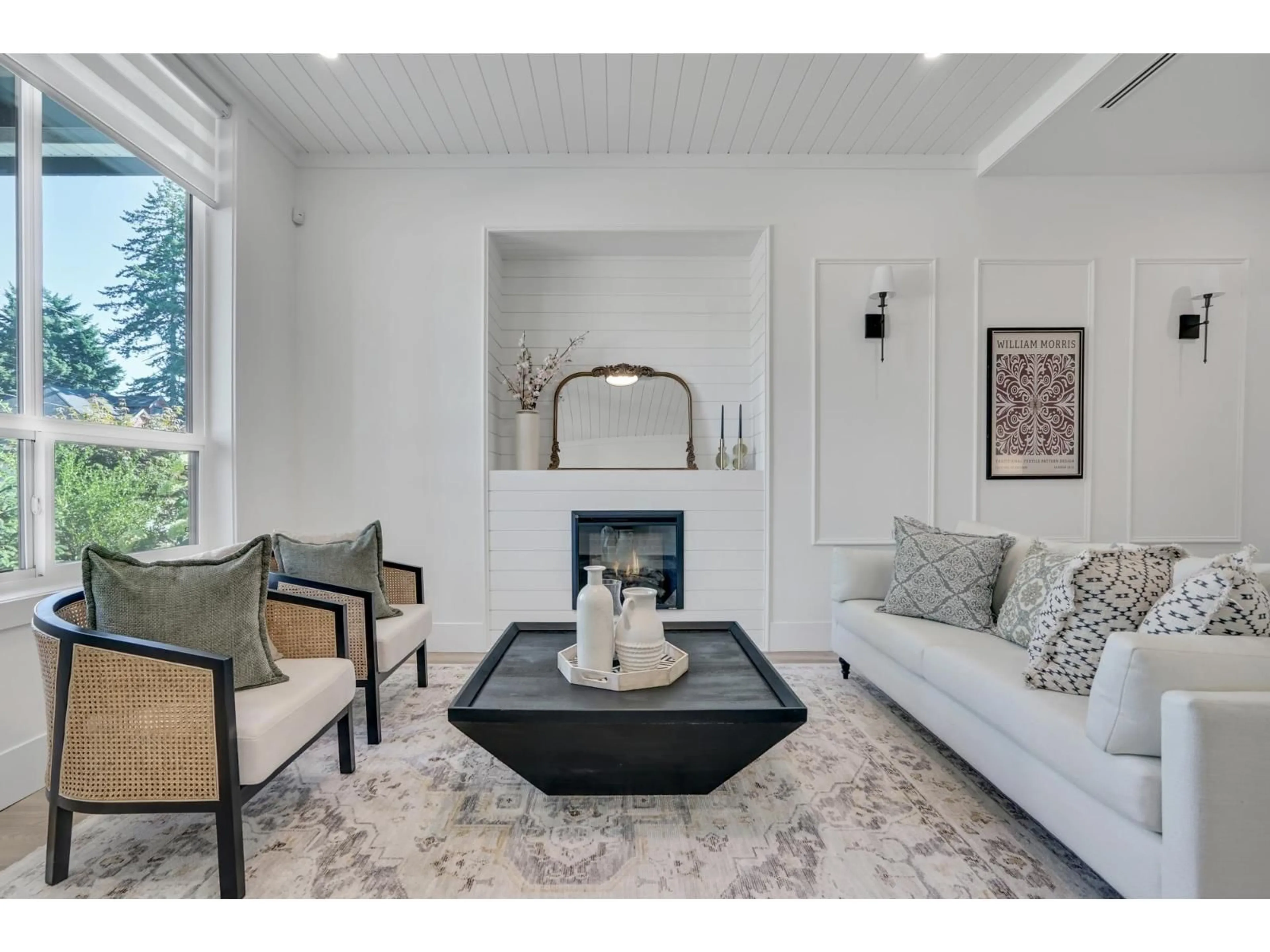 Living room with furniture, unknown for 6175 170, Surrey British Columbia V3S3Y7