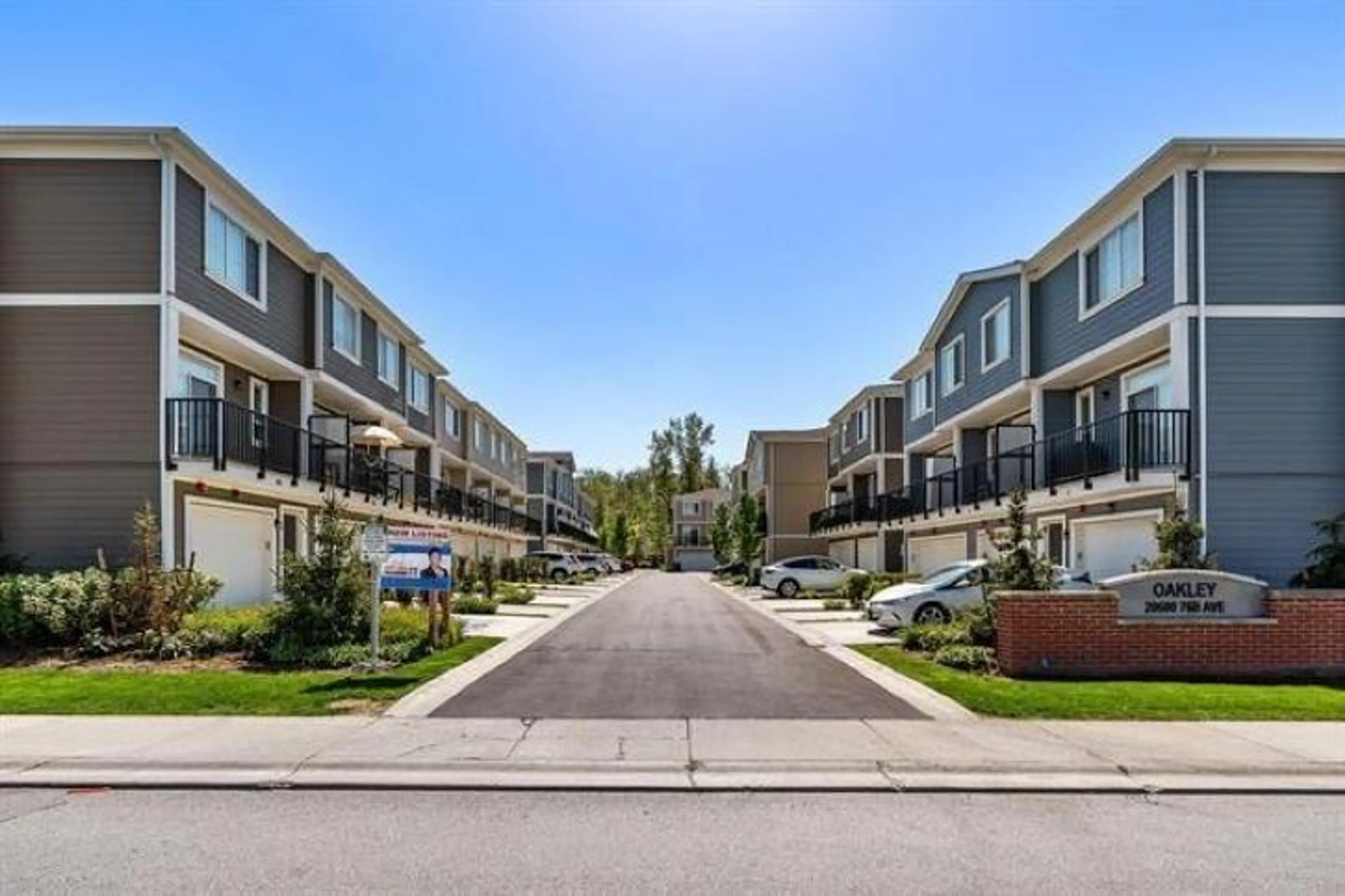 A pic from outside/outdoor area/front of a property/back of a property/a pic from drone, street for 1 - 20680 76B, Langley British Columbia V2Y4L2
