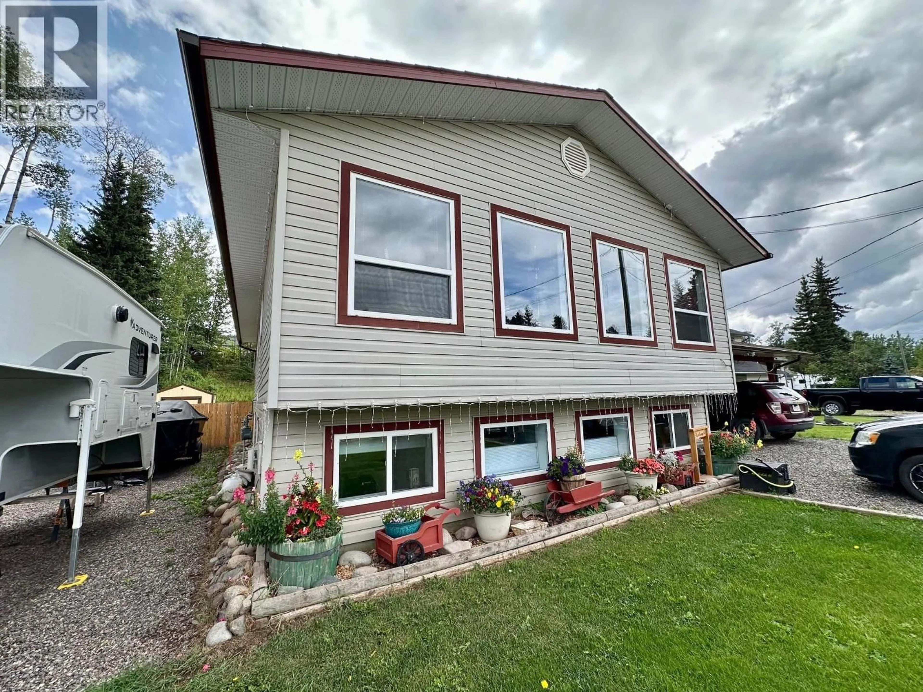 Home with vinyl exterior material, unknown for 1465 WILLOW STREET, Telkwa British Columbia V0J2X0