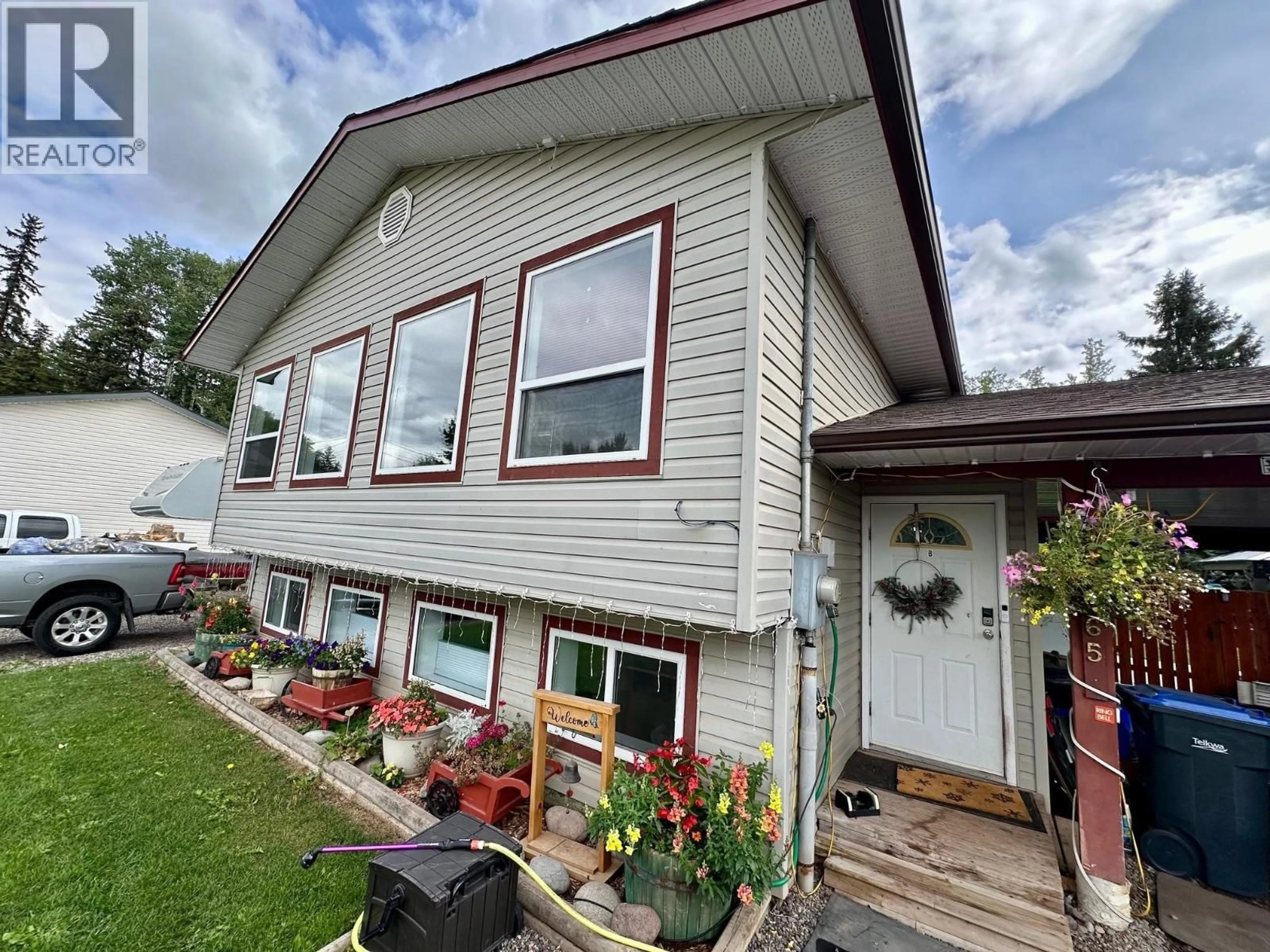 Home with vinyl exterior material, street for 1465 WILLOW STREET, Telkwa British Columbia V0J2X0
