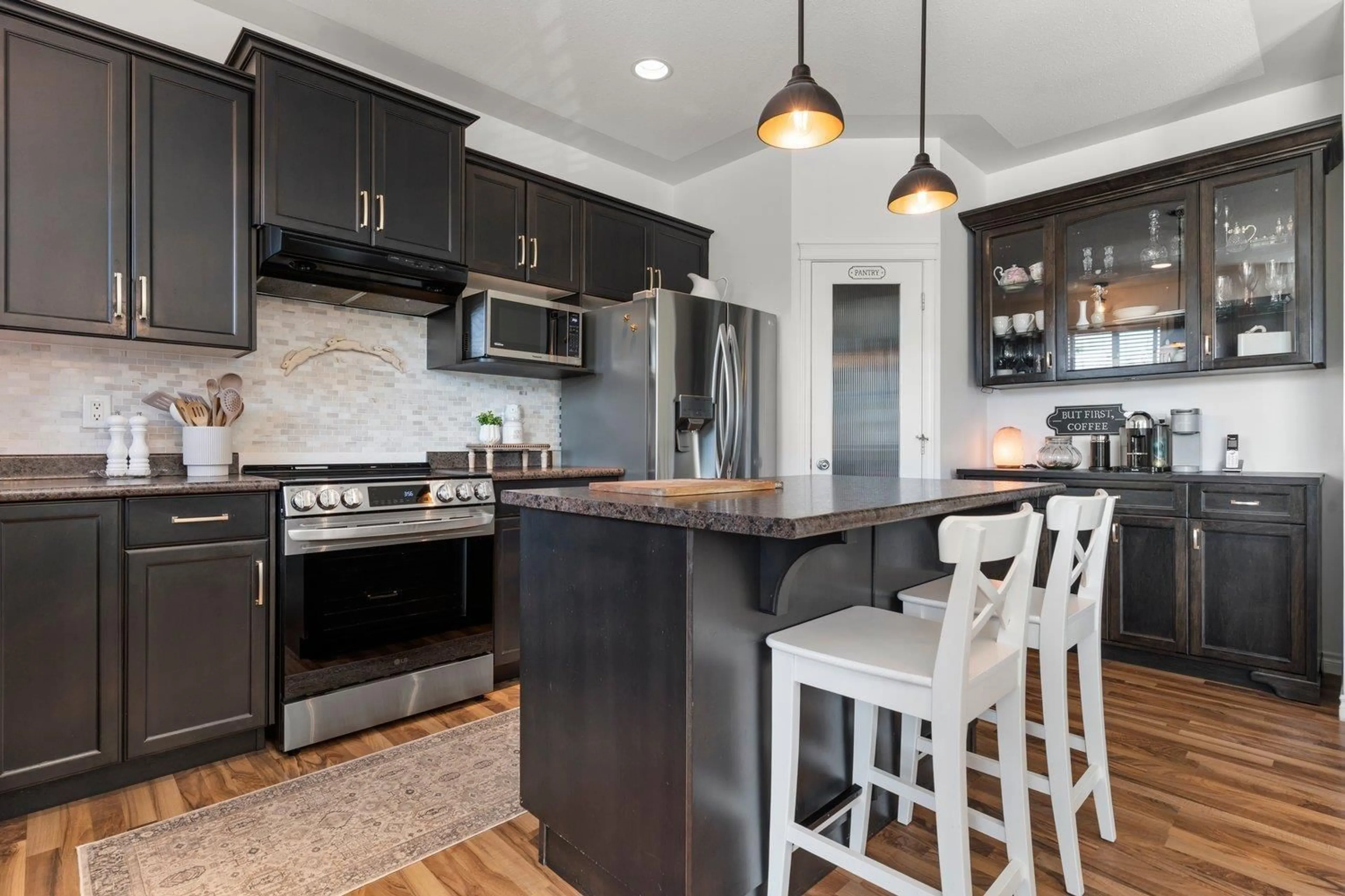 Open concept kitchen, unknown for 8 - 50354 ADELAIDE PLACE, Chilliwack British Columbia V4Z0A1
