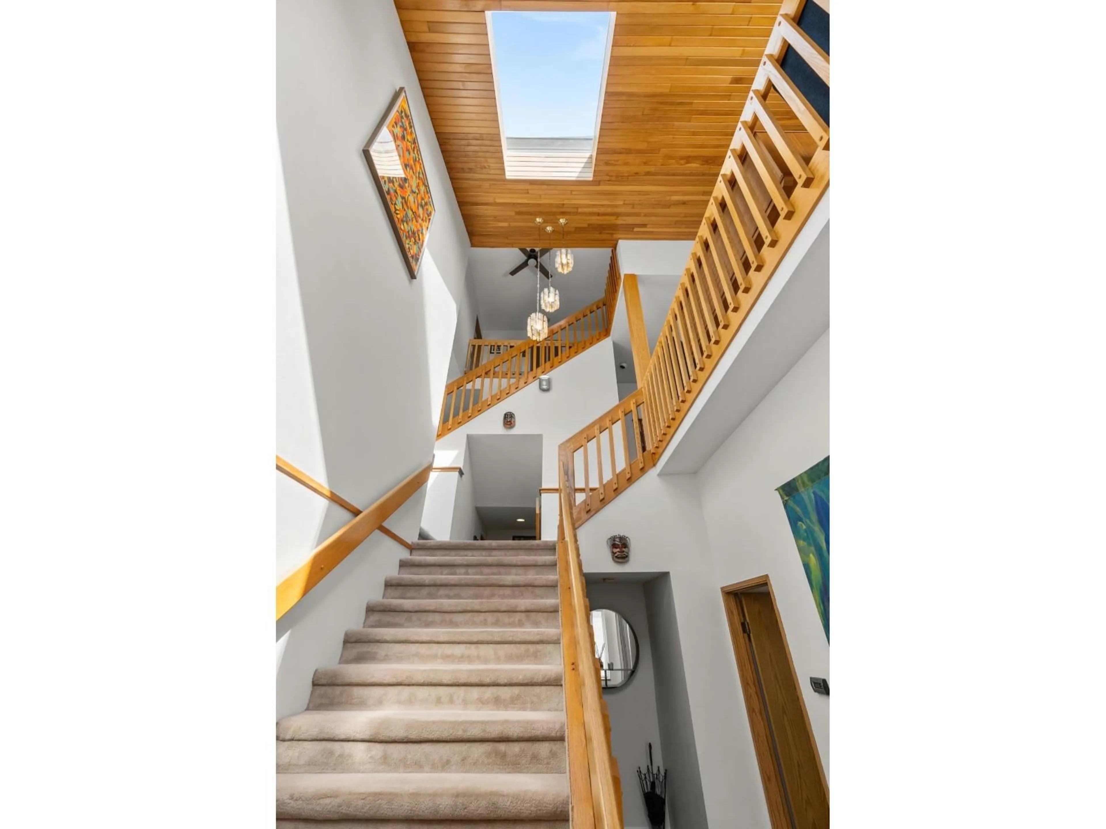 Indoor foyer for 7680 BARRYMORE, Delta British Columbia V4C4C7