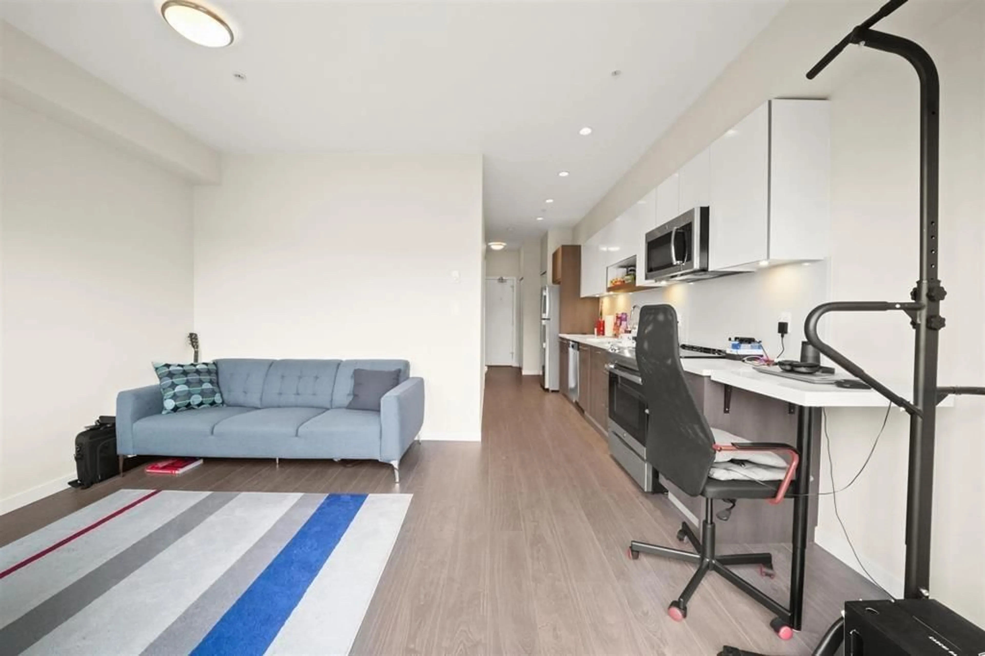A pic of a room for 503 - 13768 108, Surrey British Columbia V3T0L9