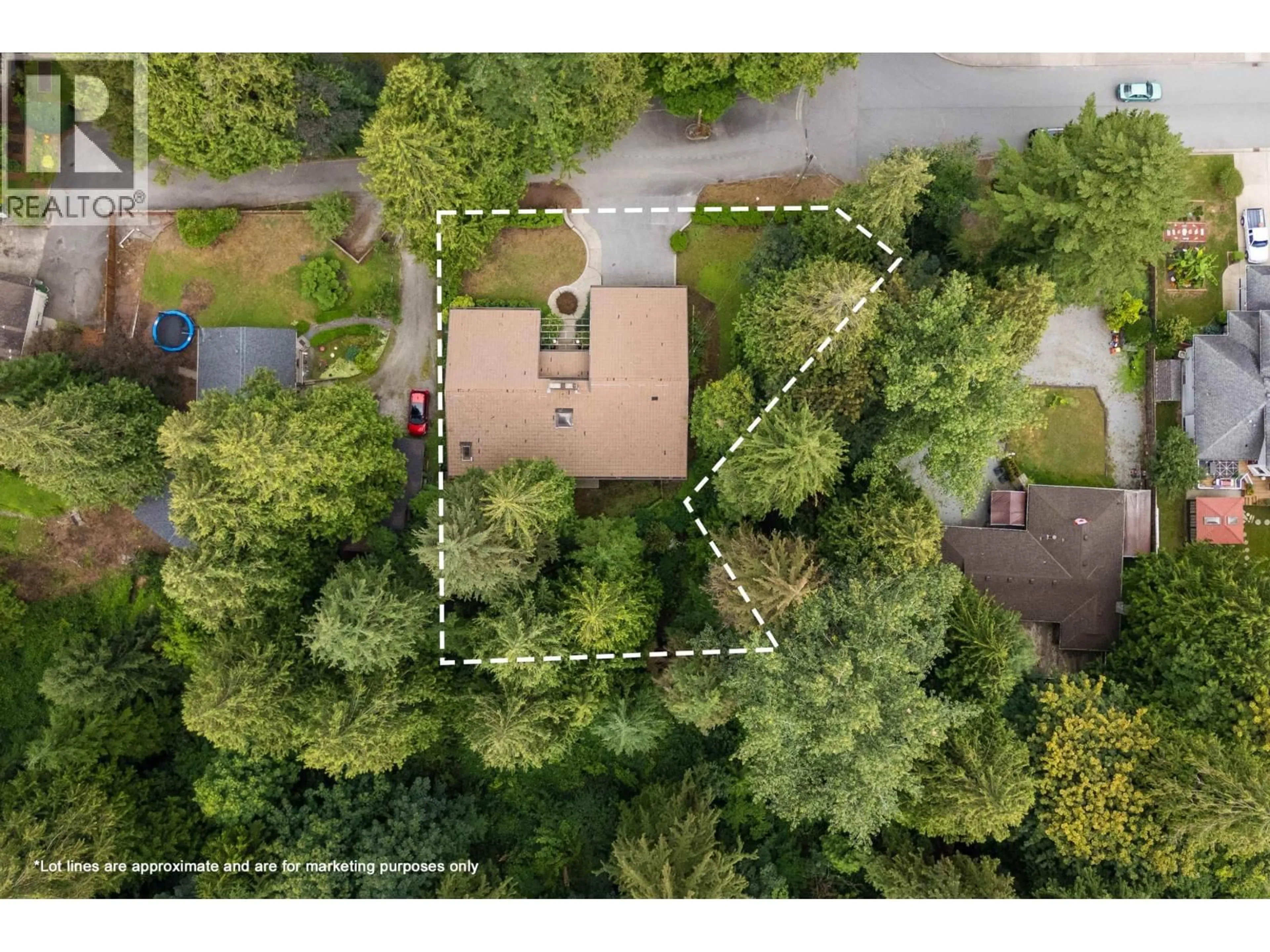 A pic from outside/outdoor area/front of a property/back of a property/a pic from drone, forest/trees view for 20804 WICKLUND AVENUE, Maple Ridge British Columbia V2X8M5