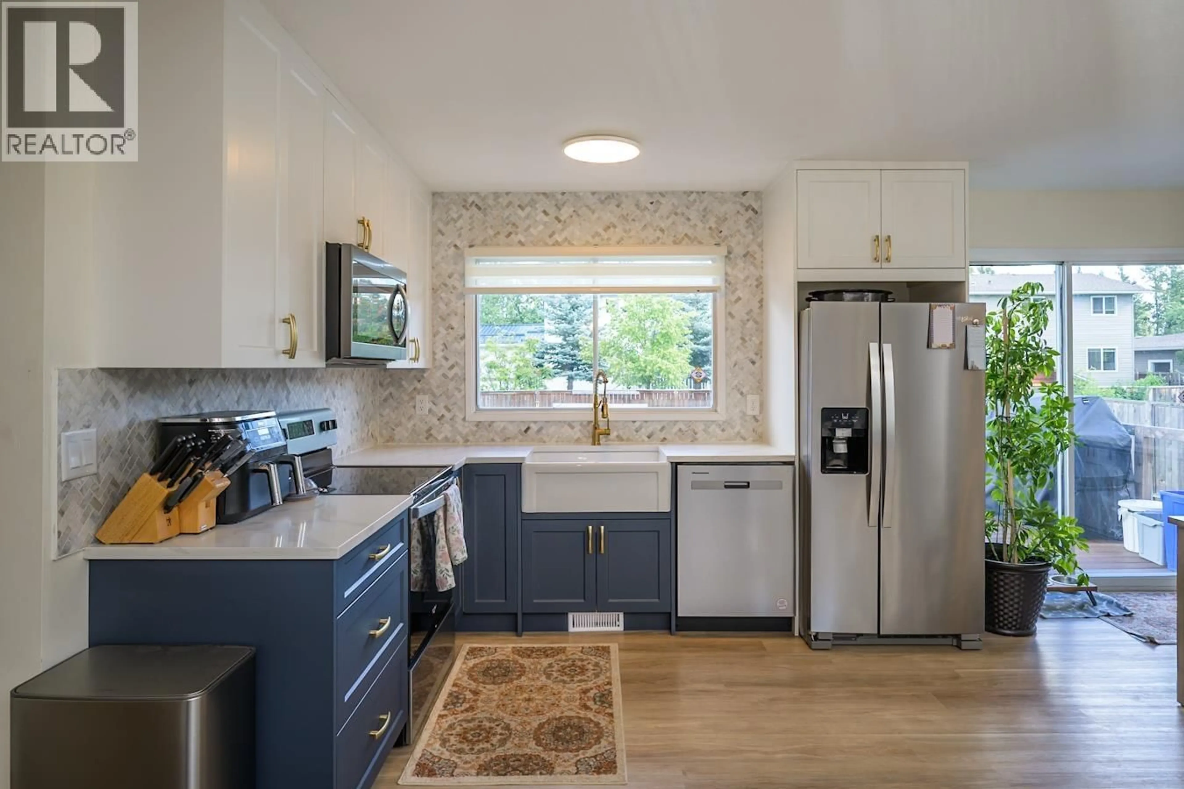 Open concept kitchen, ceramic/tile floor for 192 MCDERMID DRIVE, Prince George British Columbia V2M4V1