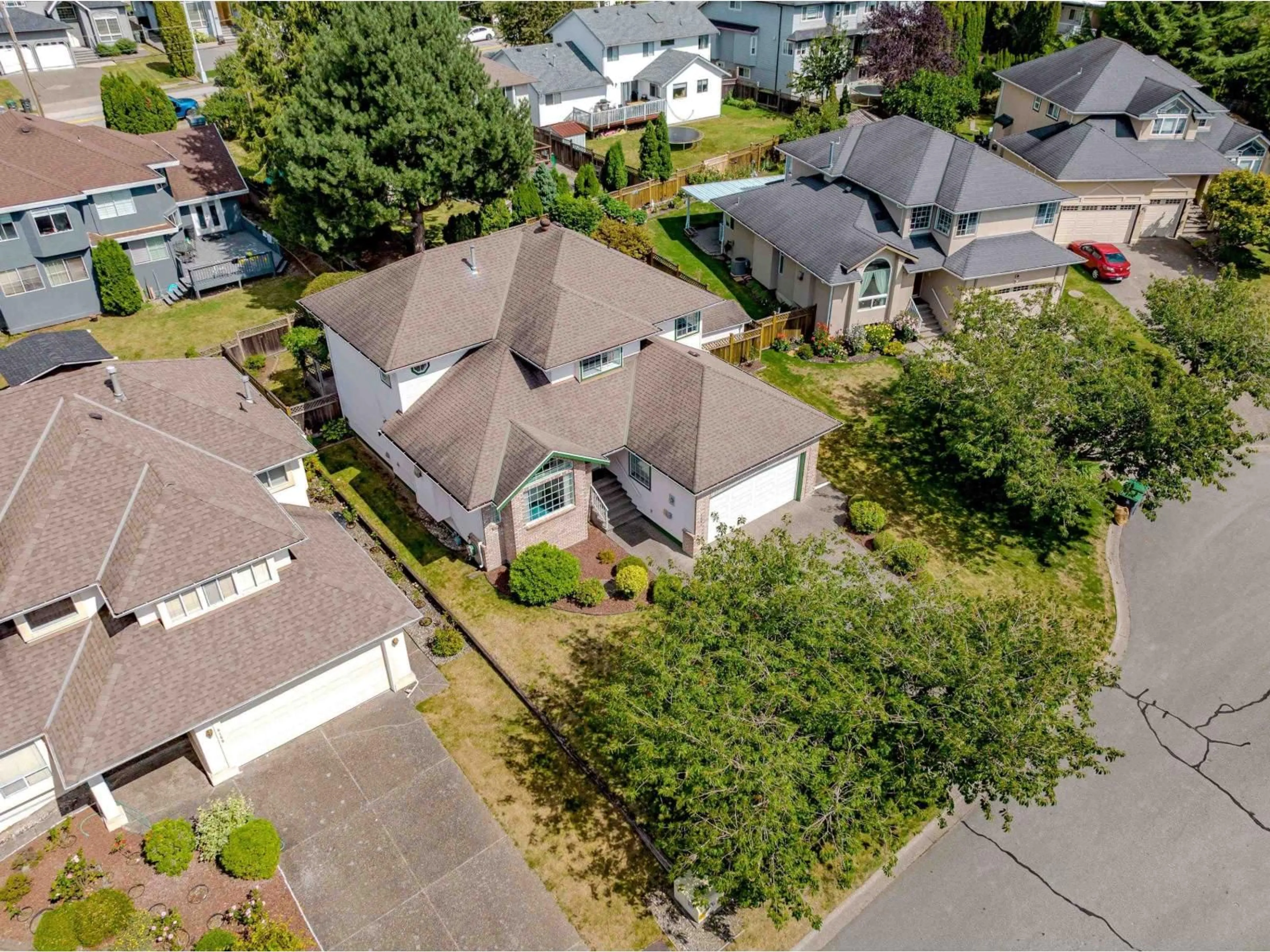 A pic from outside/outdoor area/front of a property/back of a property/a pic from drone, street for 8165 154, Surrey British Columbia V3S7X8