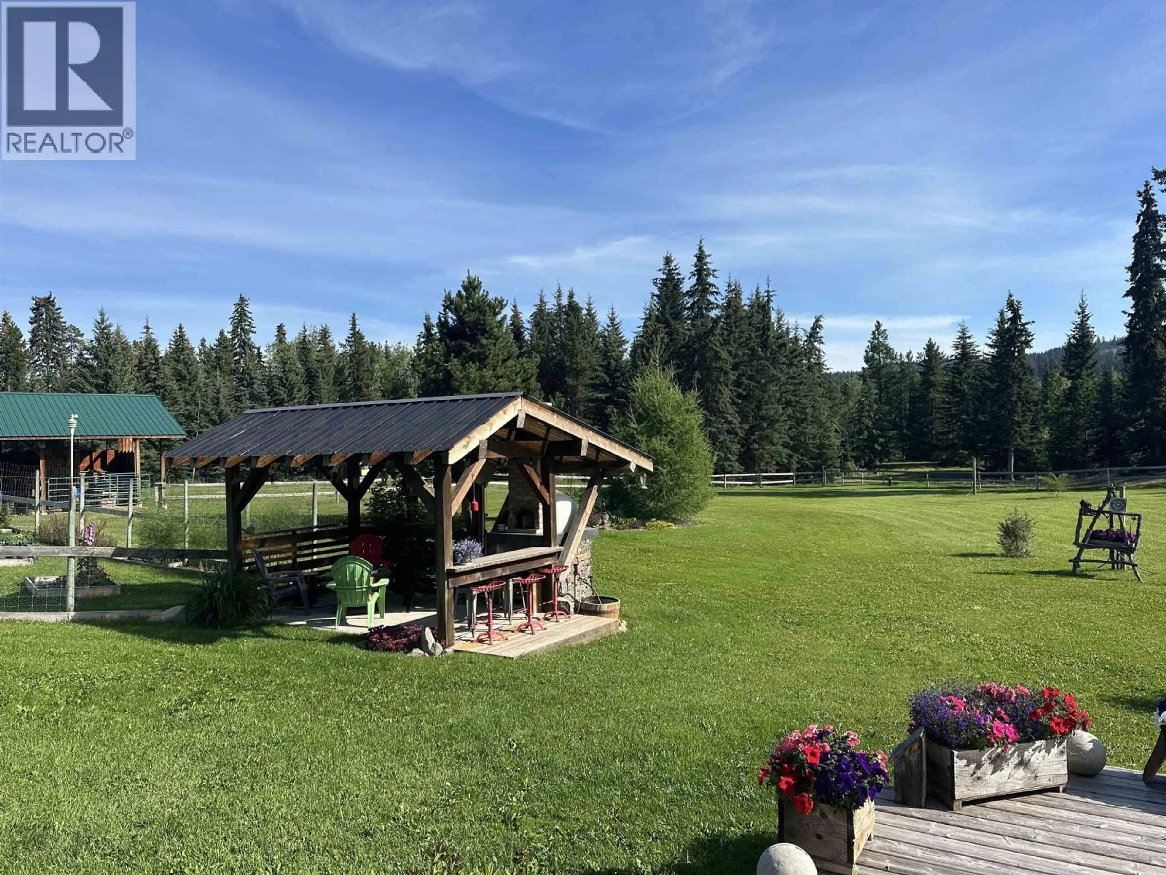Patio, unknown for 2982 BIG LAKE WEST ROAD, Williams Lake British Columbia V0L1G0