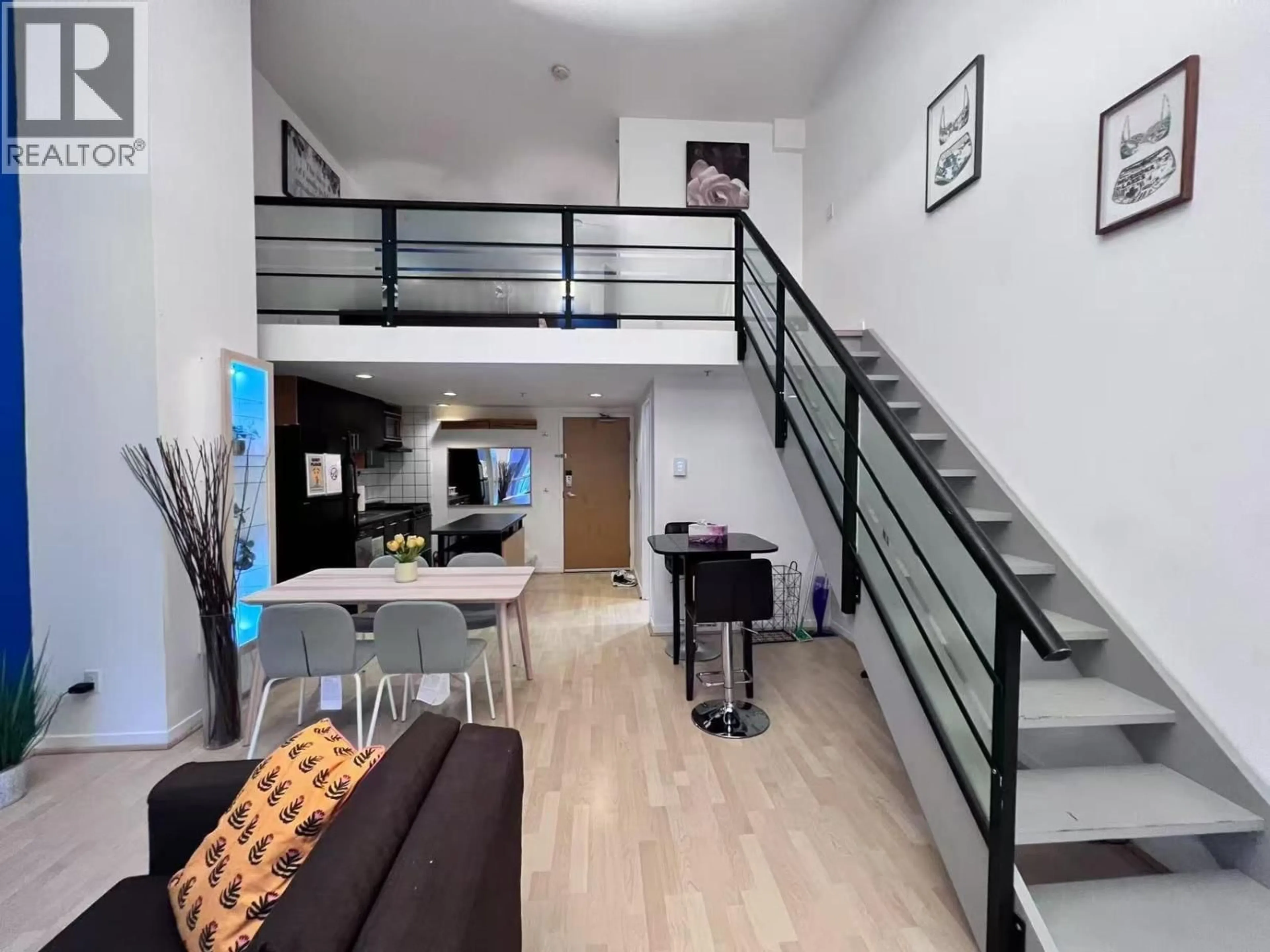 Unknown for 308 - 933 SEYMOUR STREET, Vancouver British Columbia V6B6L6