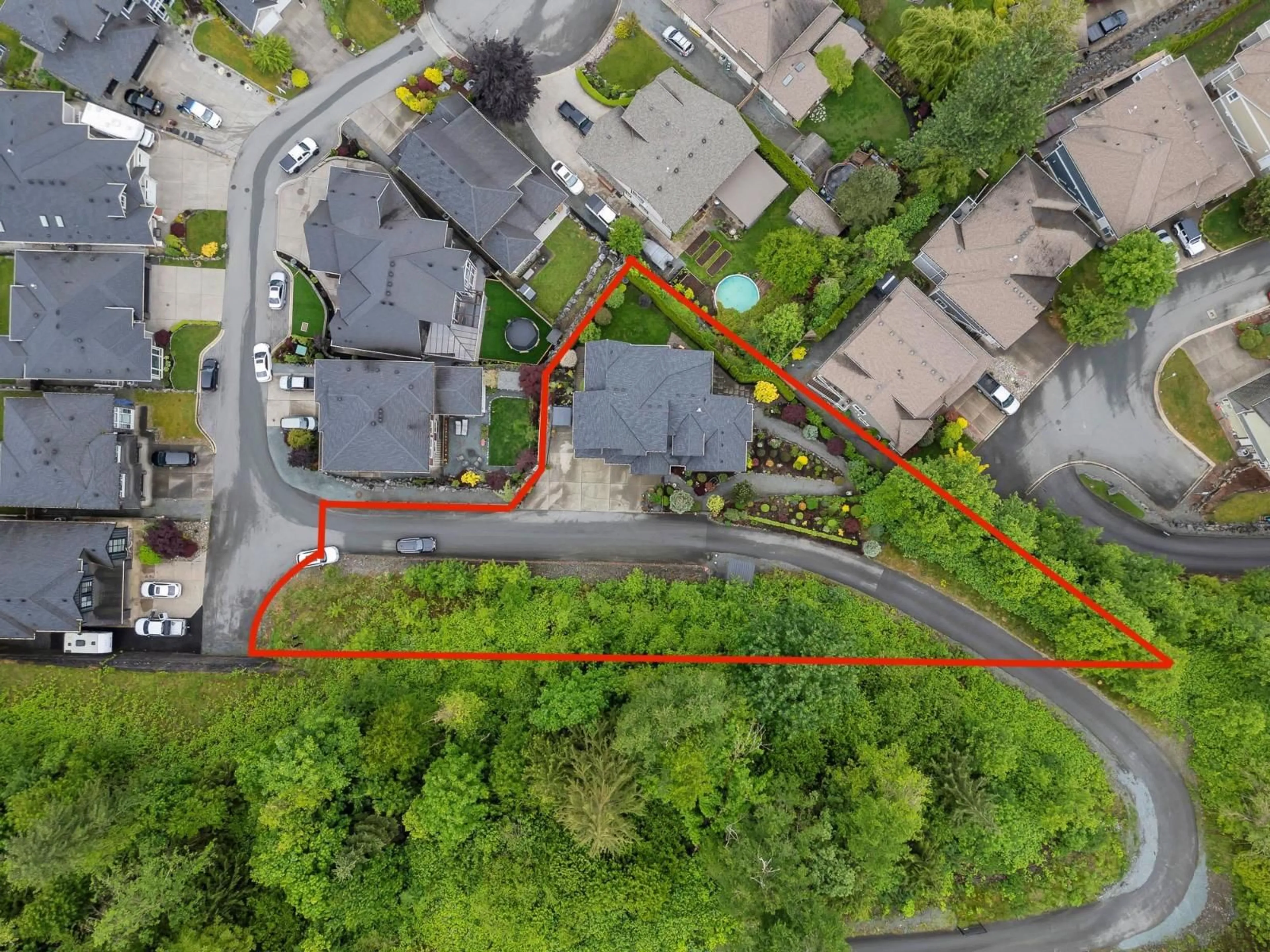 A pic from outside/outdoor area/front of a property/back of a property/a pic from drone, street for 10 - 7854 BROOKWOOD PLACE, Chilliwack British Columbia V4Z0A1