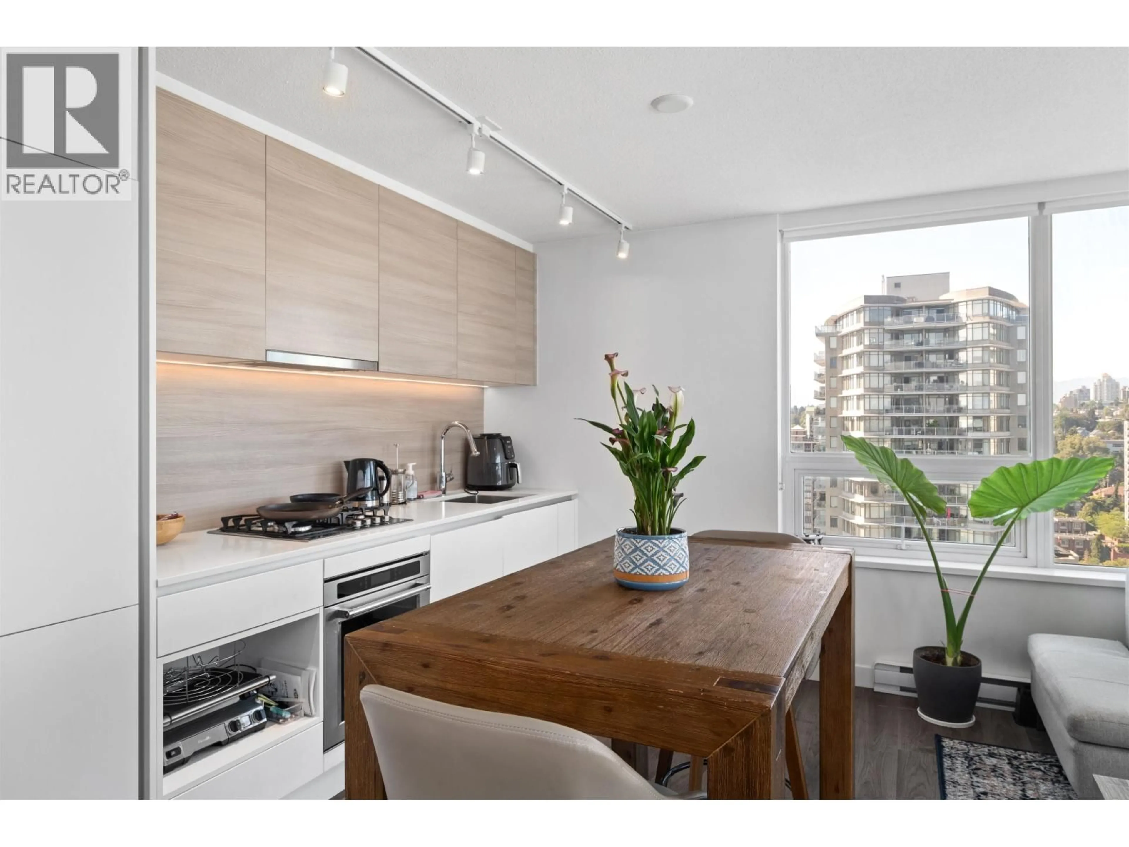 Unknown for 2711 - 908 QUAYSIDE DRIVE, New Westminster British Columbia V3M0L4
