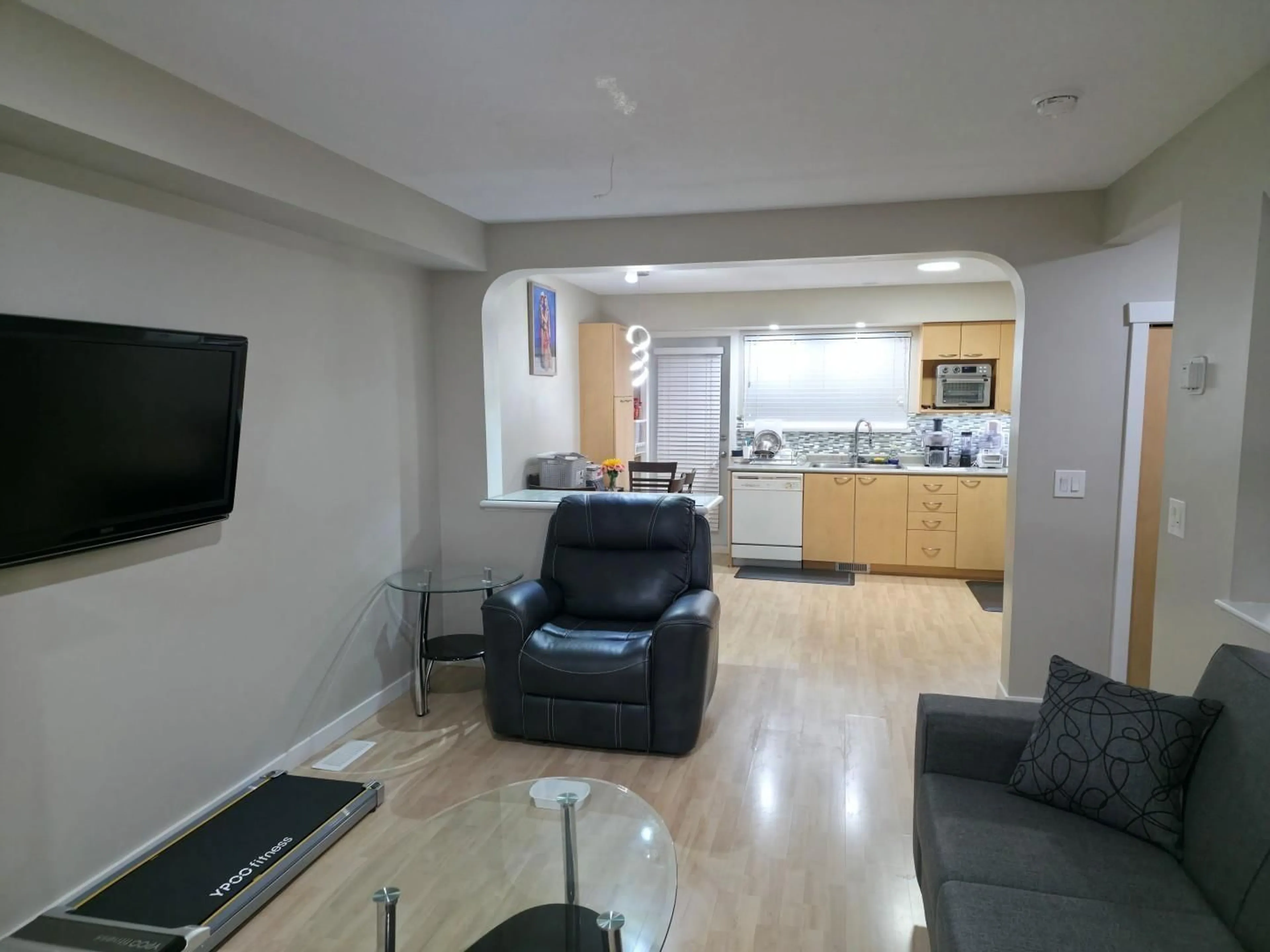 Living room with furniture, unknown for #7 - 12778 66, Surrey British Columbia V3W1K9