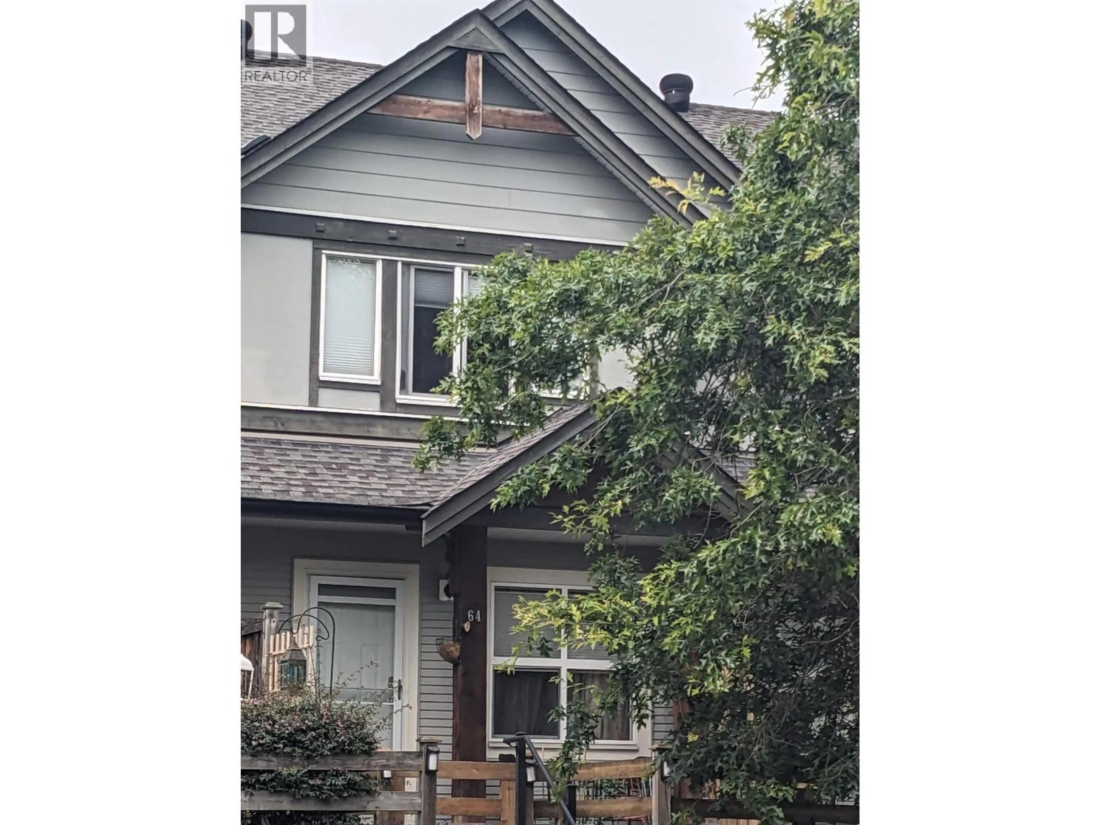 Home with vinyl exterior material, street for 64 - 1055 RIVERWOOD GATE, Port Coquitlam British Columbia V3B8C3
