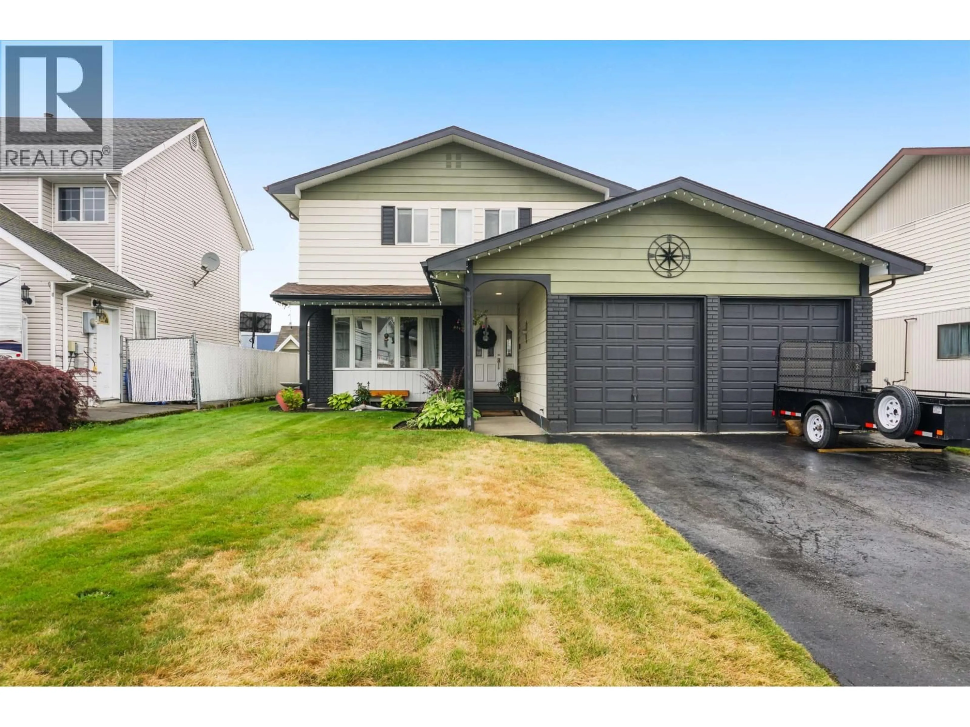 Home with vinyl exterior material, street for 30 SPARKS AVENUE, Kitimat British Columbia V8C2R7