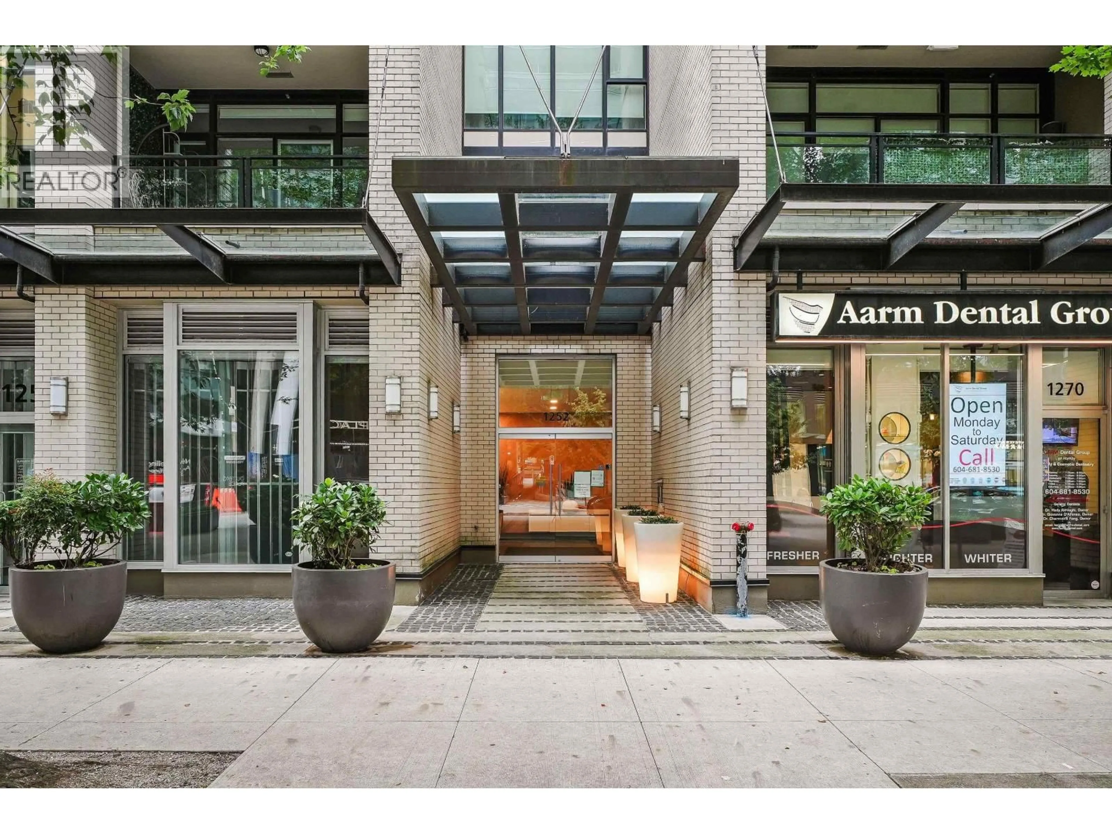Unknown for 204 - 1252 HORNBY STREET, Vancouver British Columbia V6Z0A3