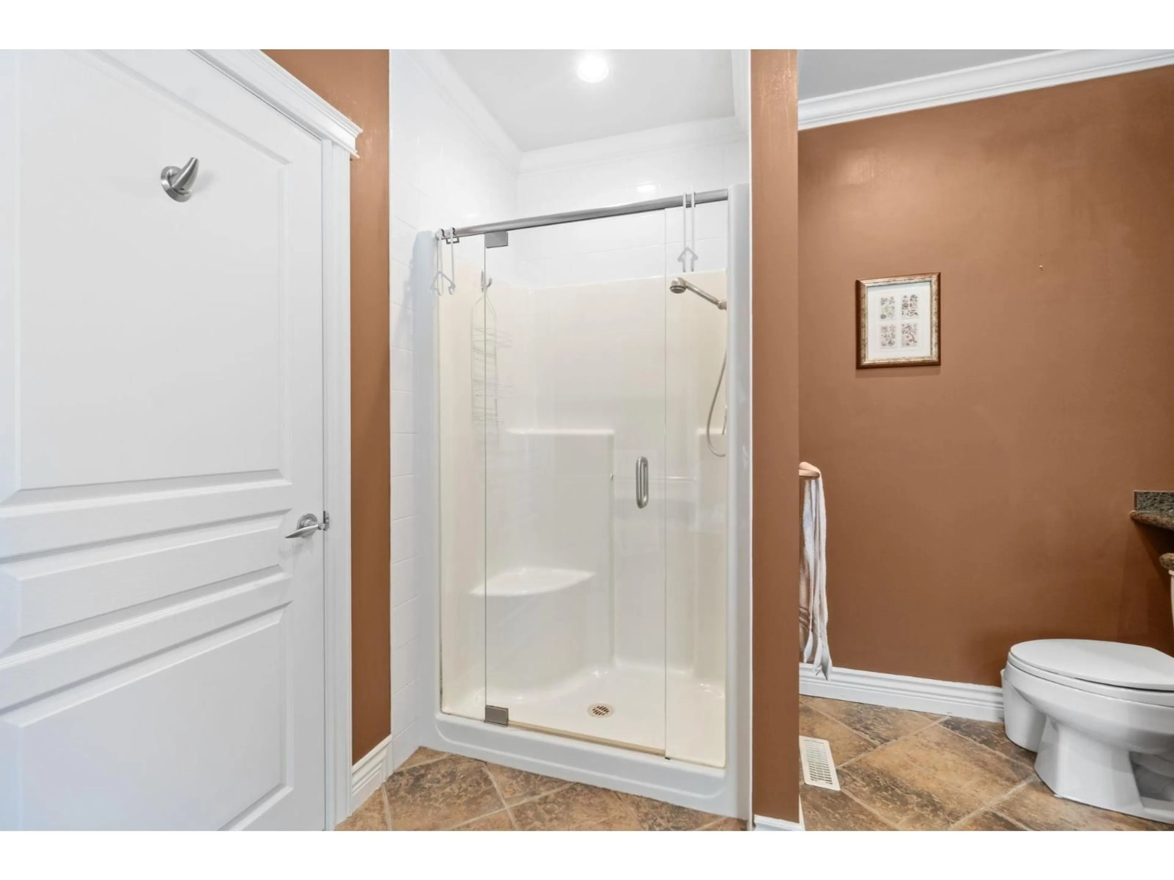 Standard bathroom, ceramic/tile floor for 3918 156B, Surrey British Columbia V3Z0K8