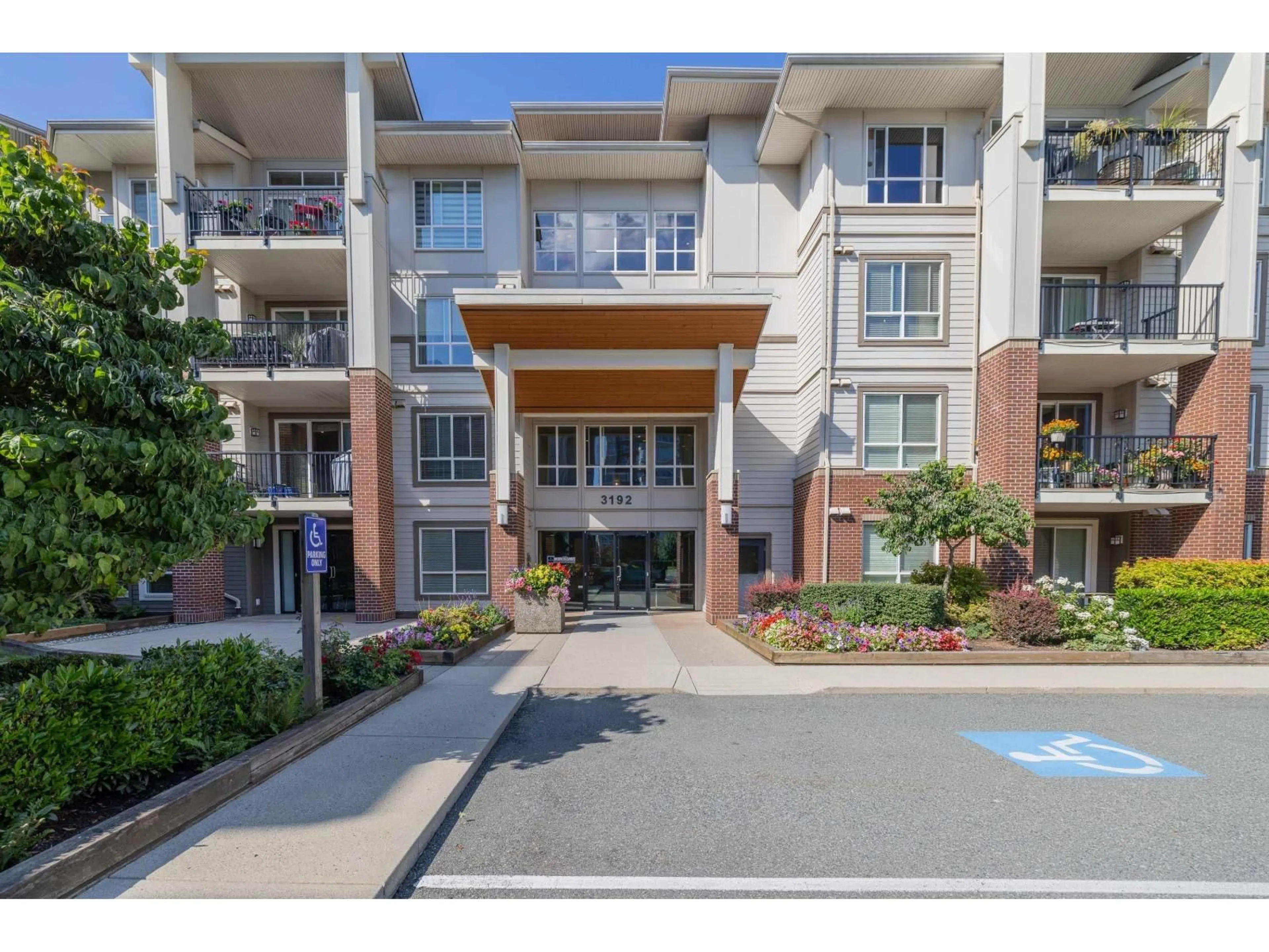 Unknown for 317 - 3192 GLADWIN, Abbotsford British Columbia V2T6M9