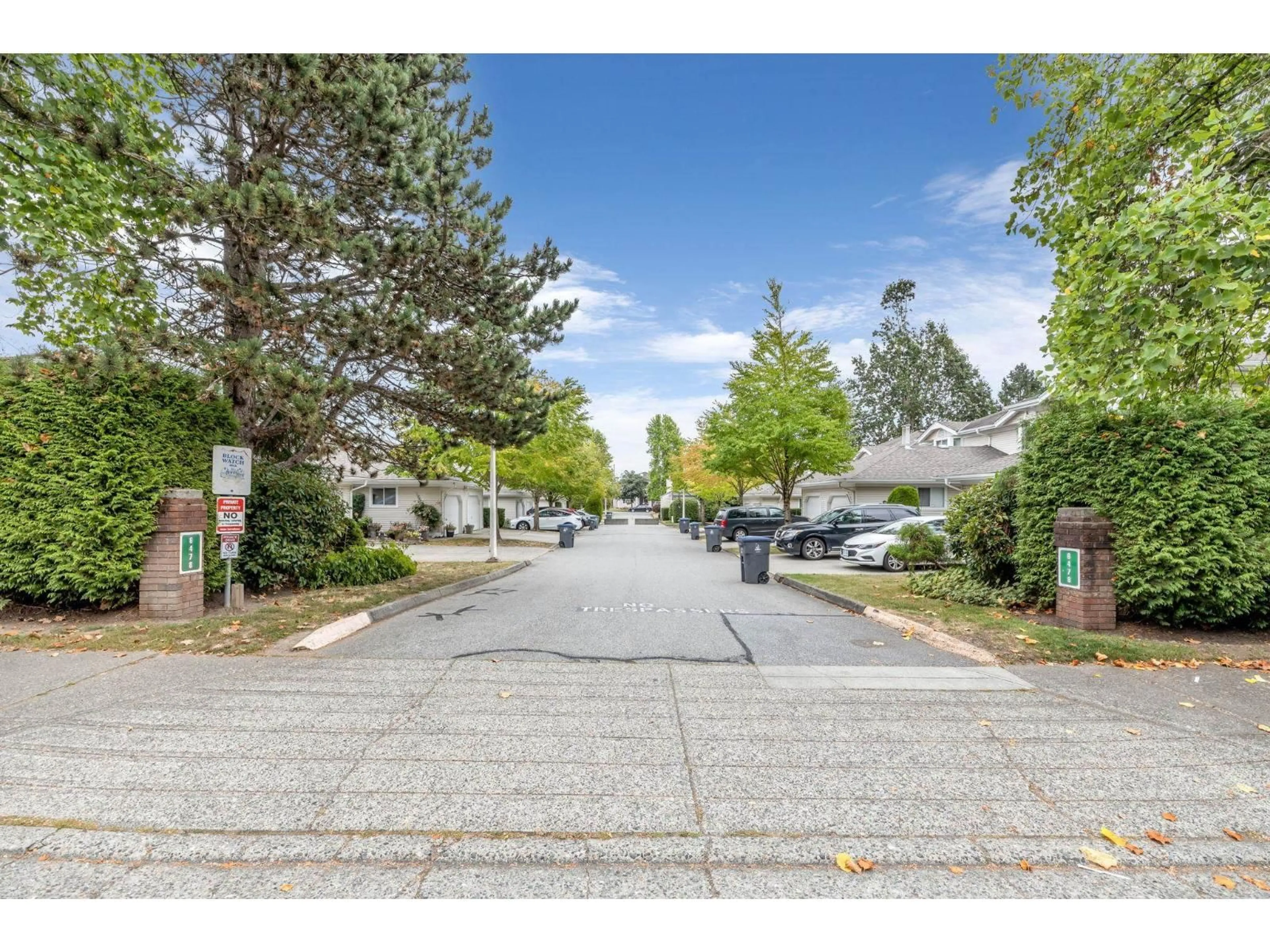 Unknown for 17 - 6478 121, Surrey British Columbia V3W0Y5