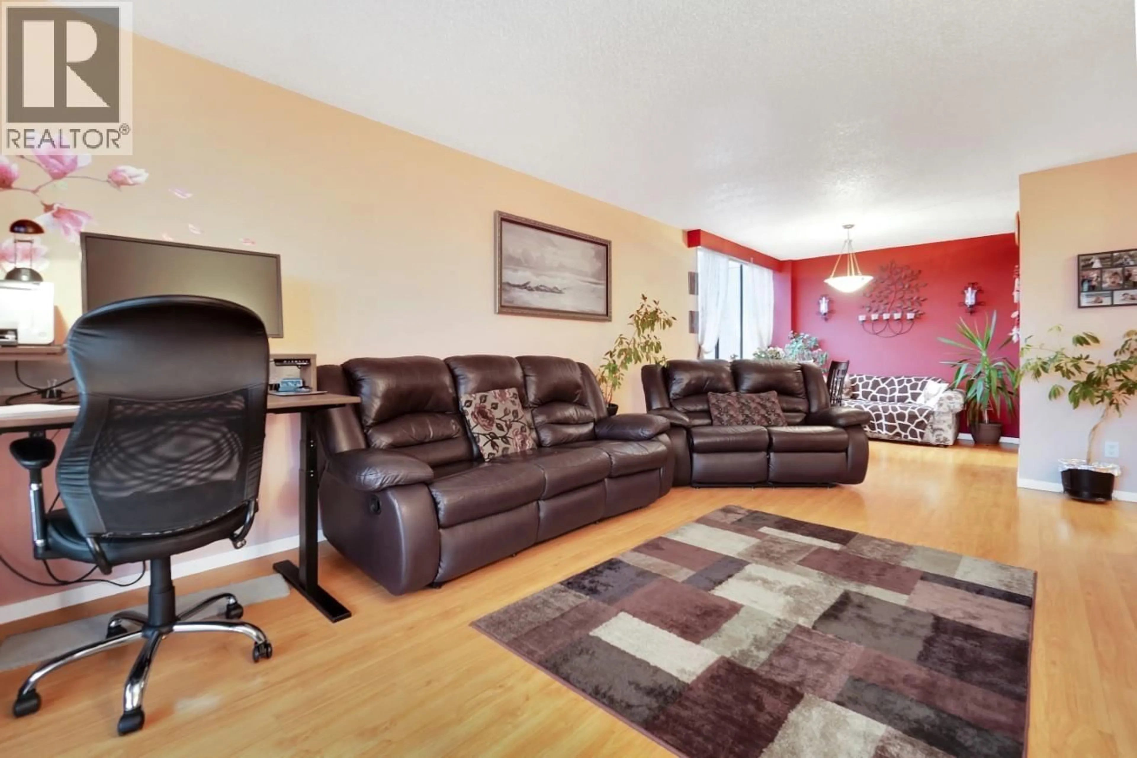 Living room with furniture, unknown for 1502 - 2020 BELLWOOD AVENUE, Burnaby British Columbia V5B4P8