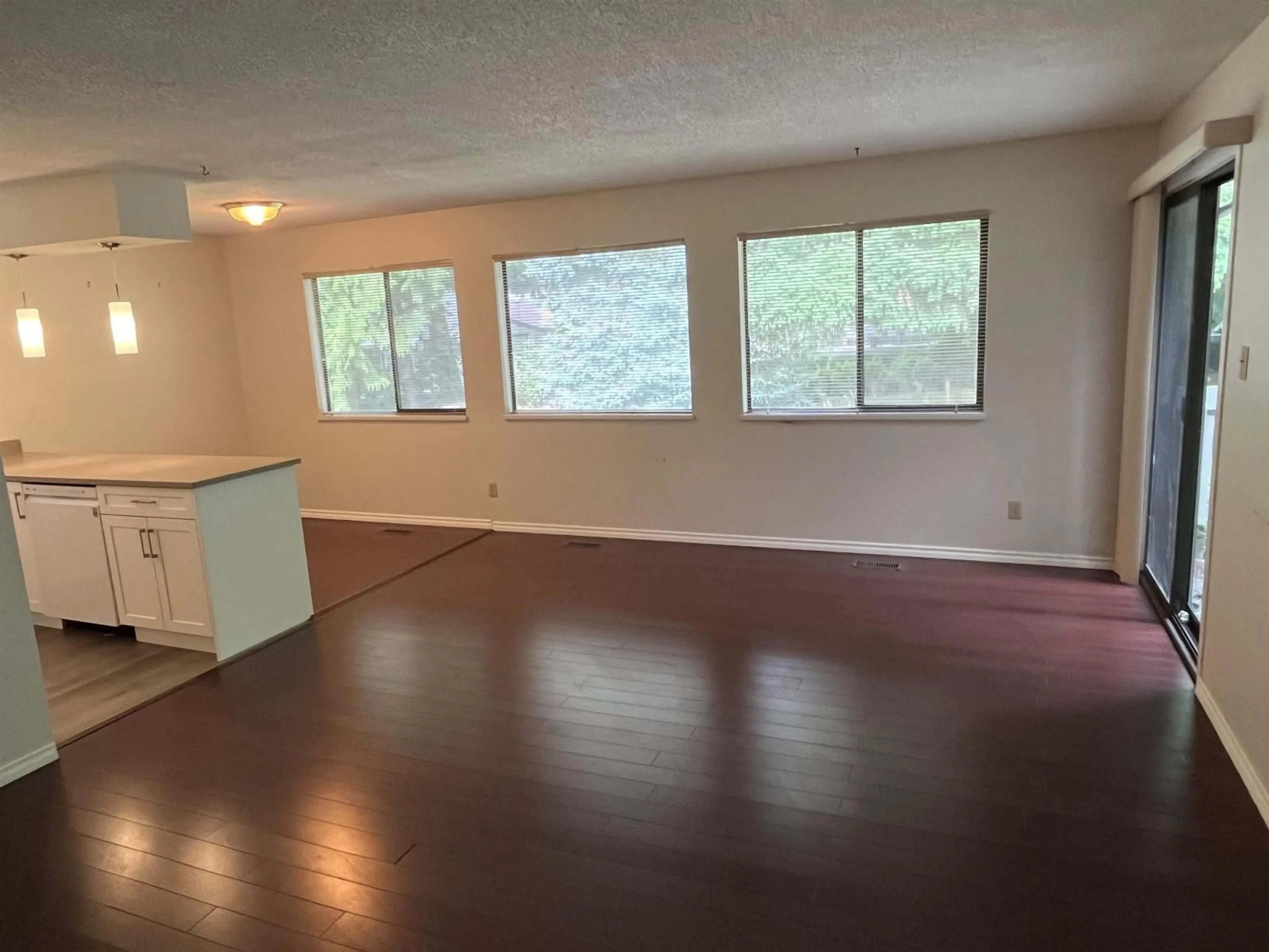 A pic of a room for 6631 WADE, Delta British Columbia V4E2V4