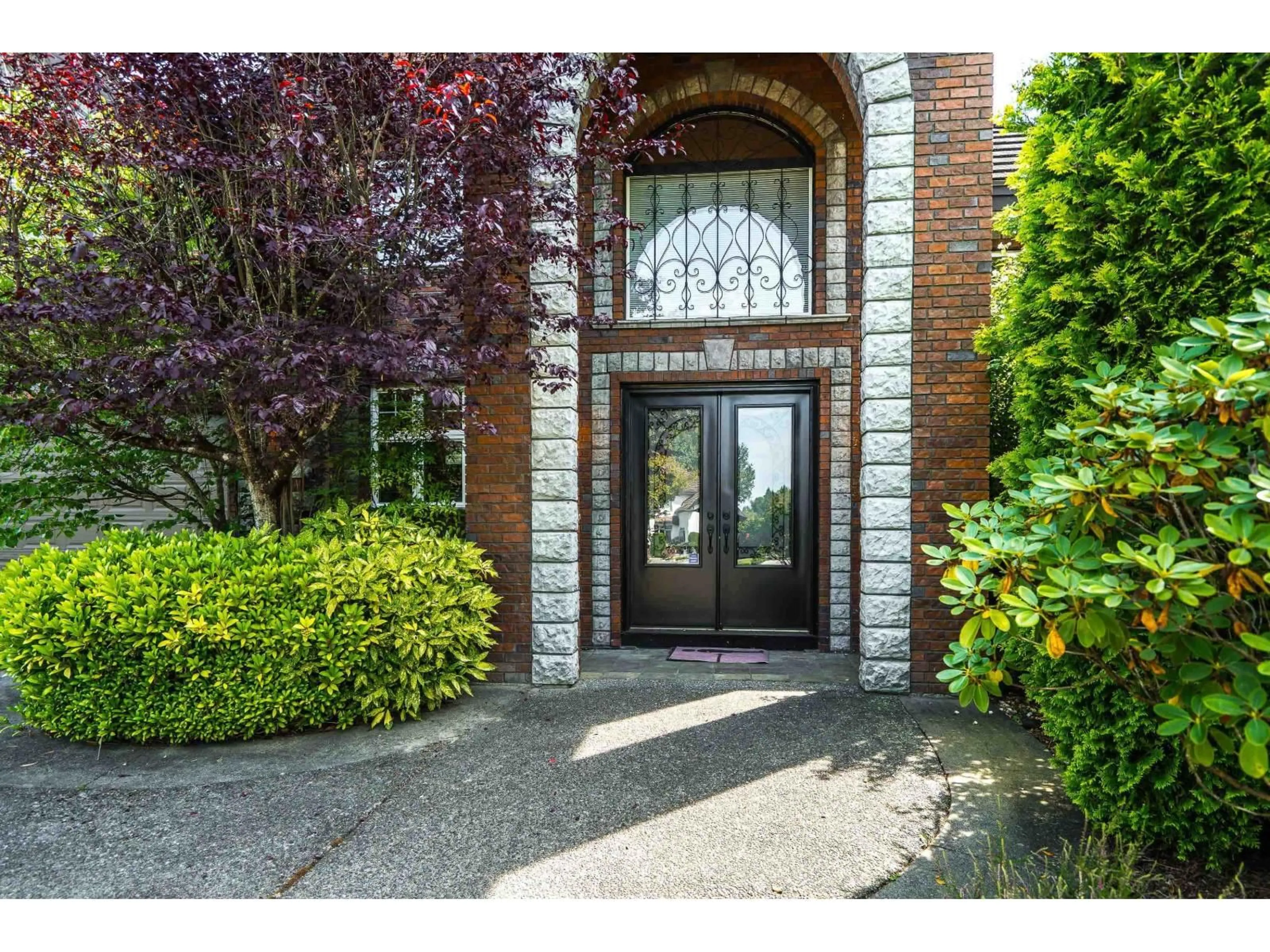 Indoor entryway for 11324 161, Surrey British Columbia V4N4P5