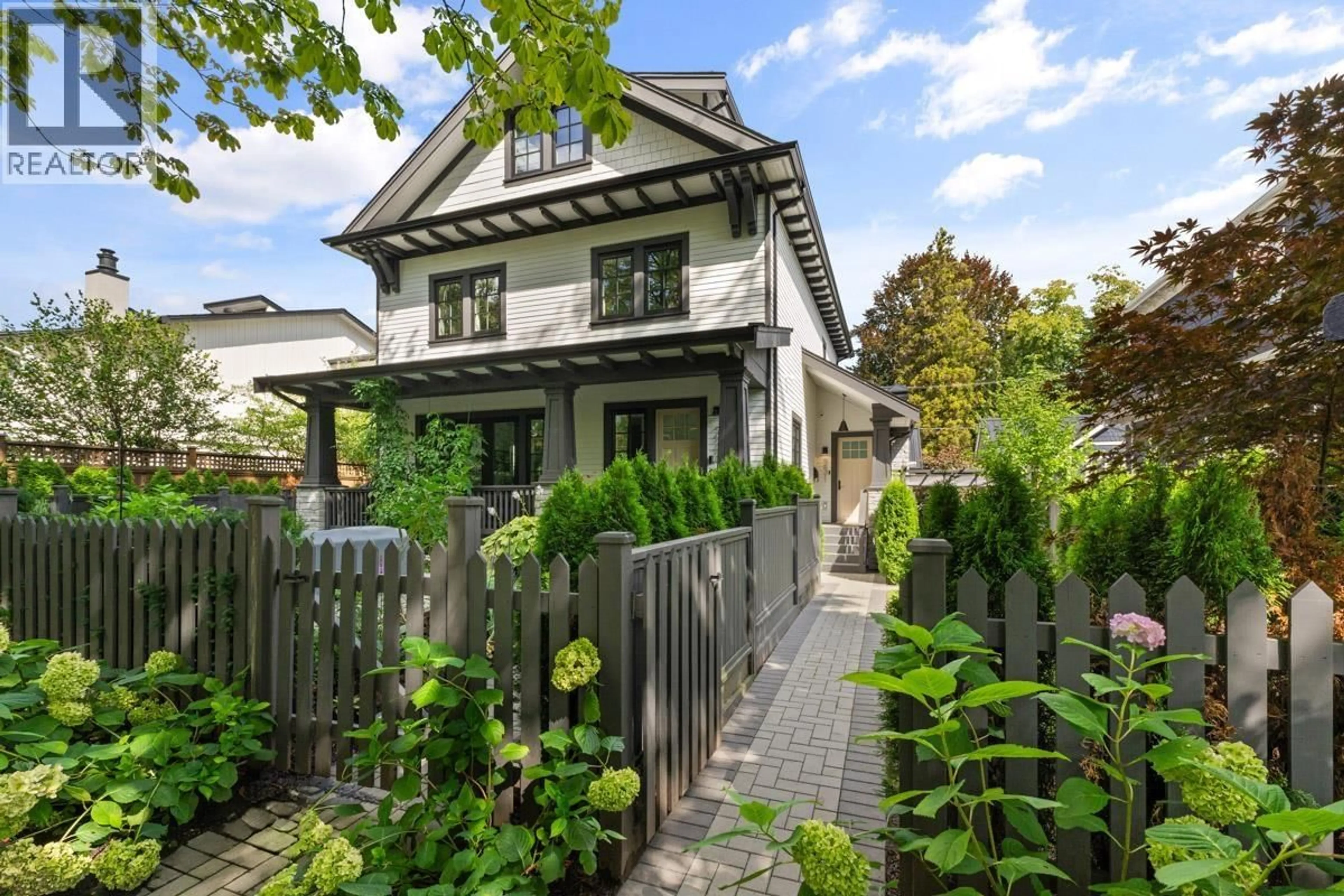 Home with brick exterior material, street for 231 15TH AVENUE, Vancouver British Columbia V5Y1Y1