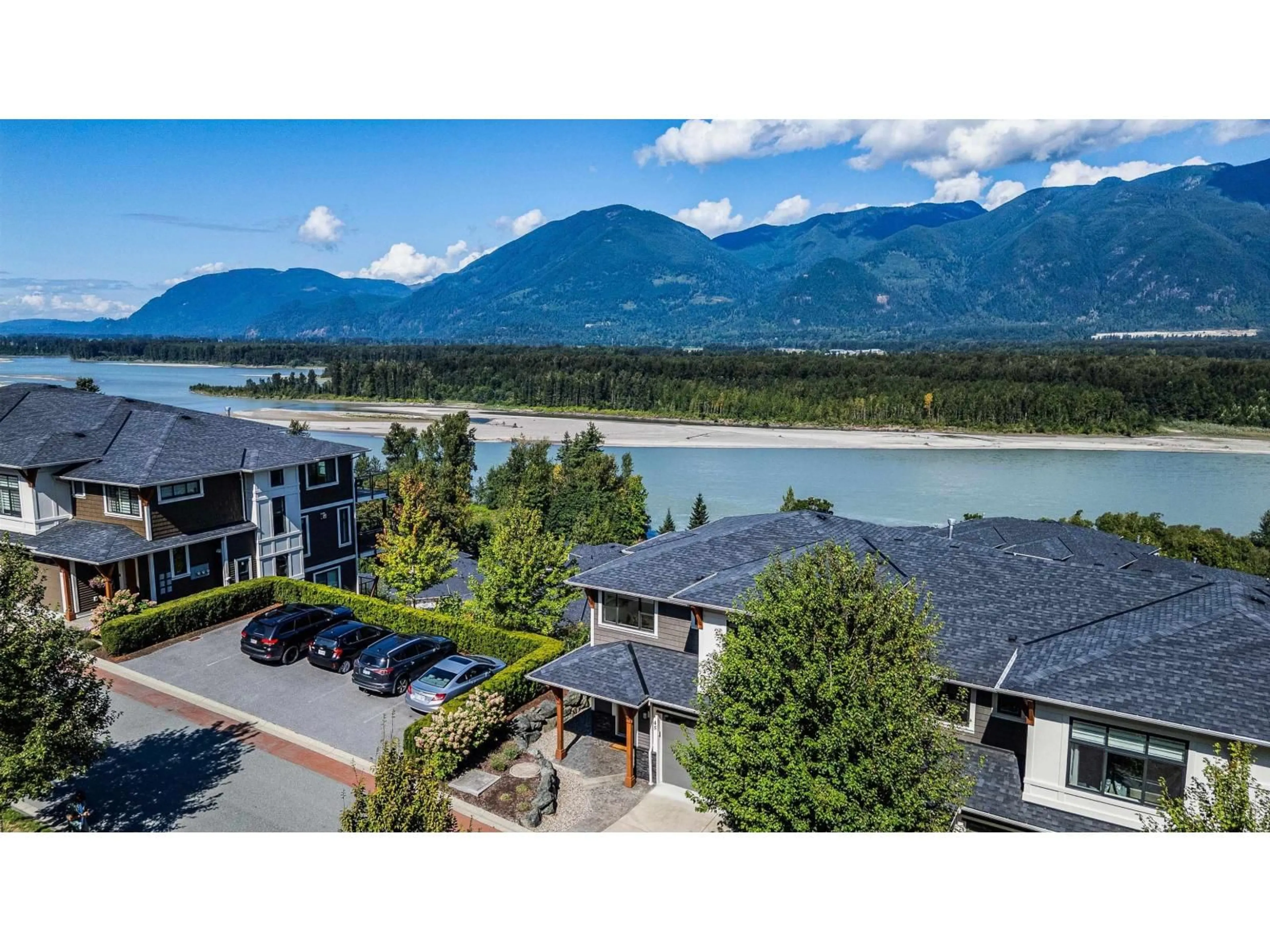A pic from outside/outdoor area/front of a property/back of a property/a pic from drone, water/lake/river/ocean view for 45 - 43685 CHILLIWACK MOUNTAIN ROAD, Chilliwack British Columbia V2R0X5
