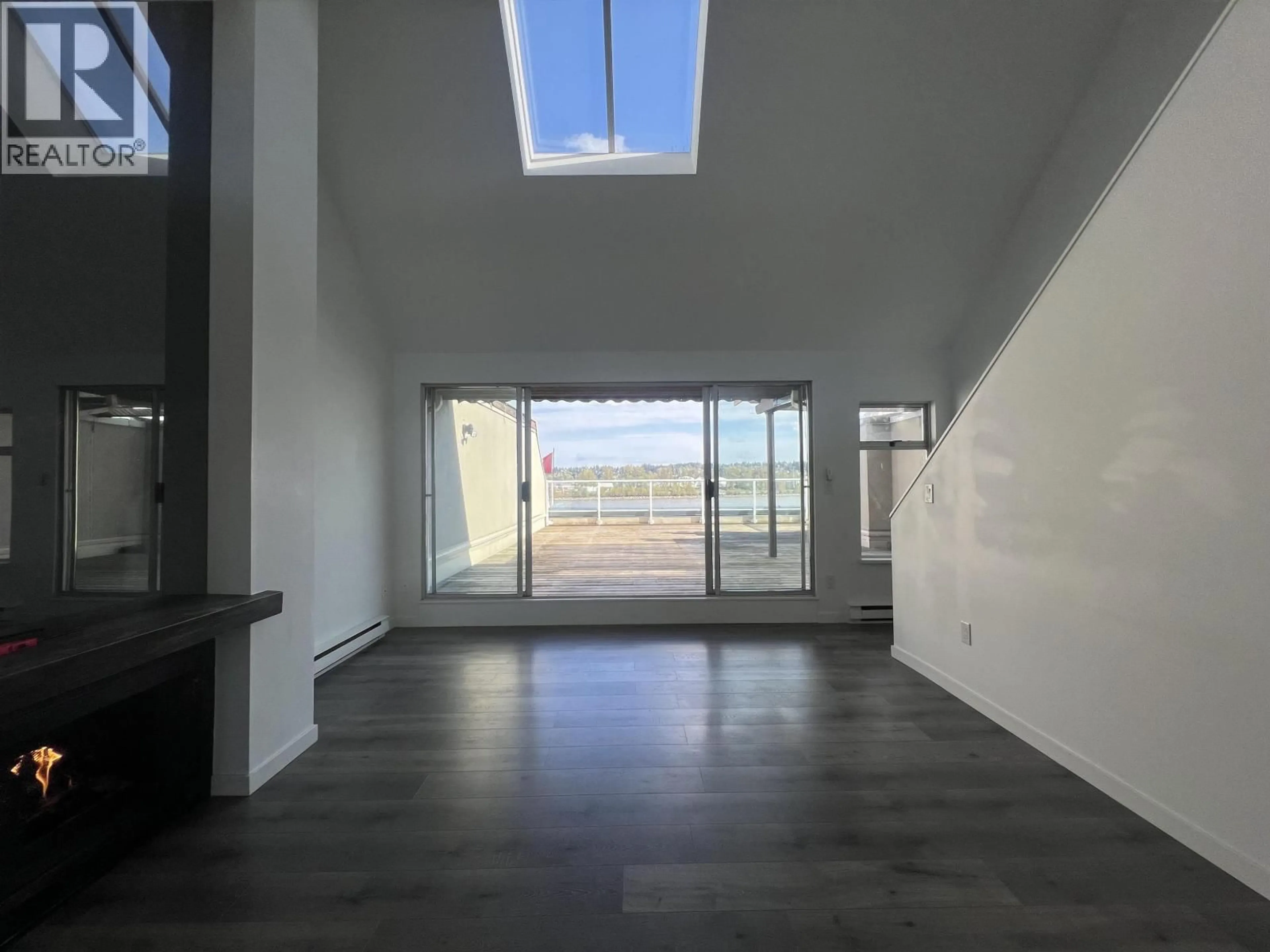 Unknown for 404 - 3 K DE K COURT, New Westminster British Columbia V3M6B6