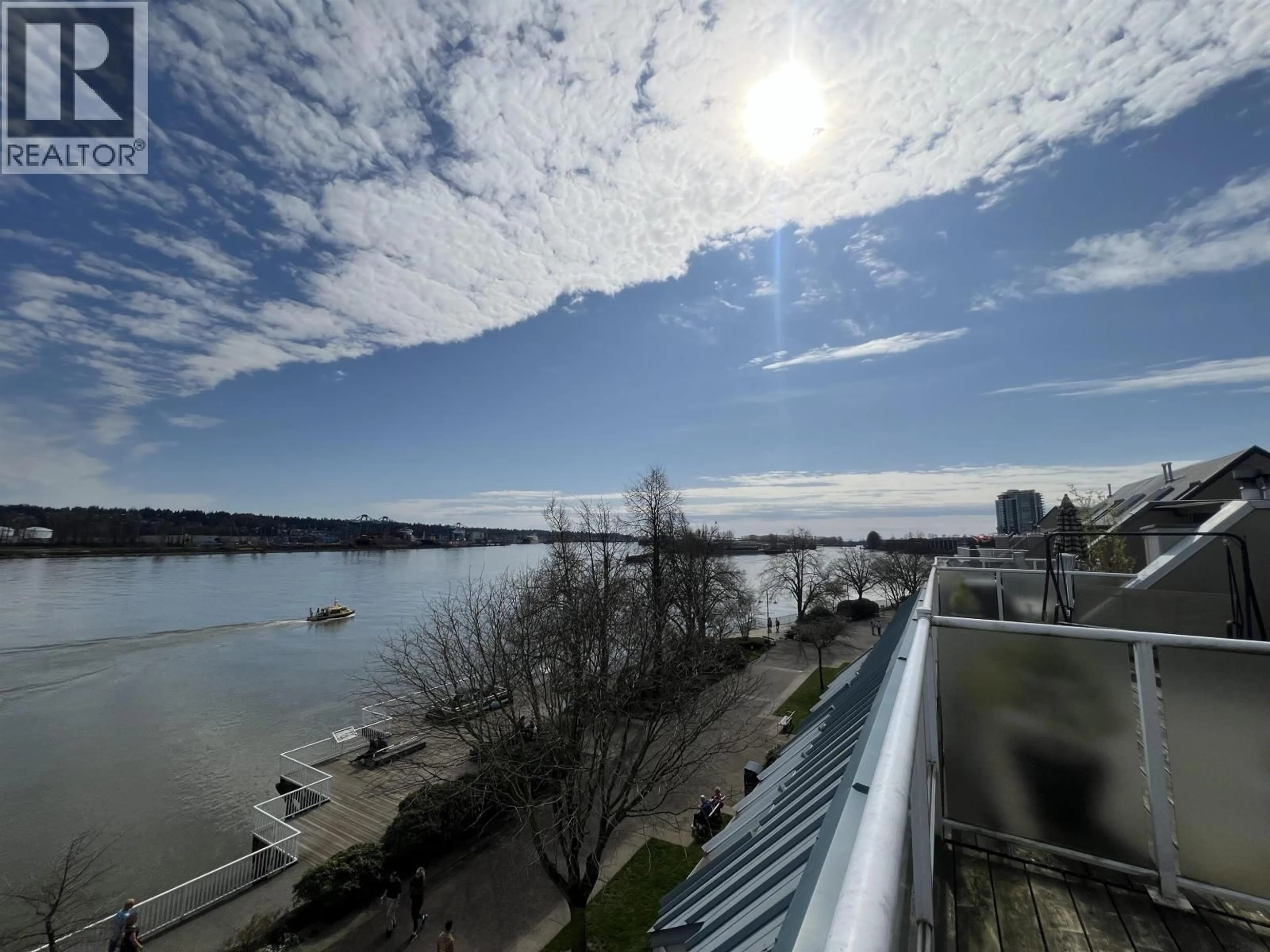 Unknown for 404 - 3 K DE K COURT, New Westminster British Columbia V3M6B6