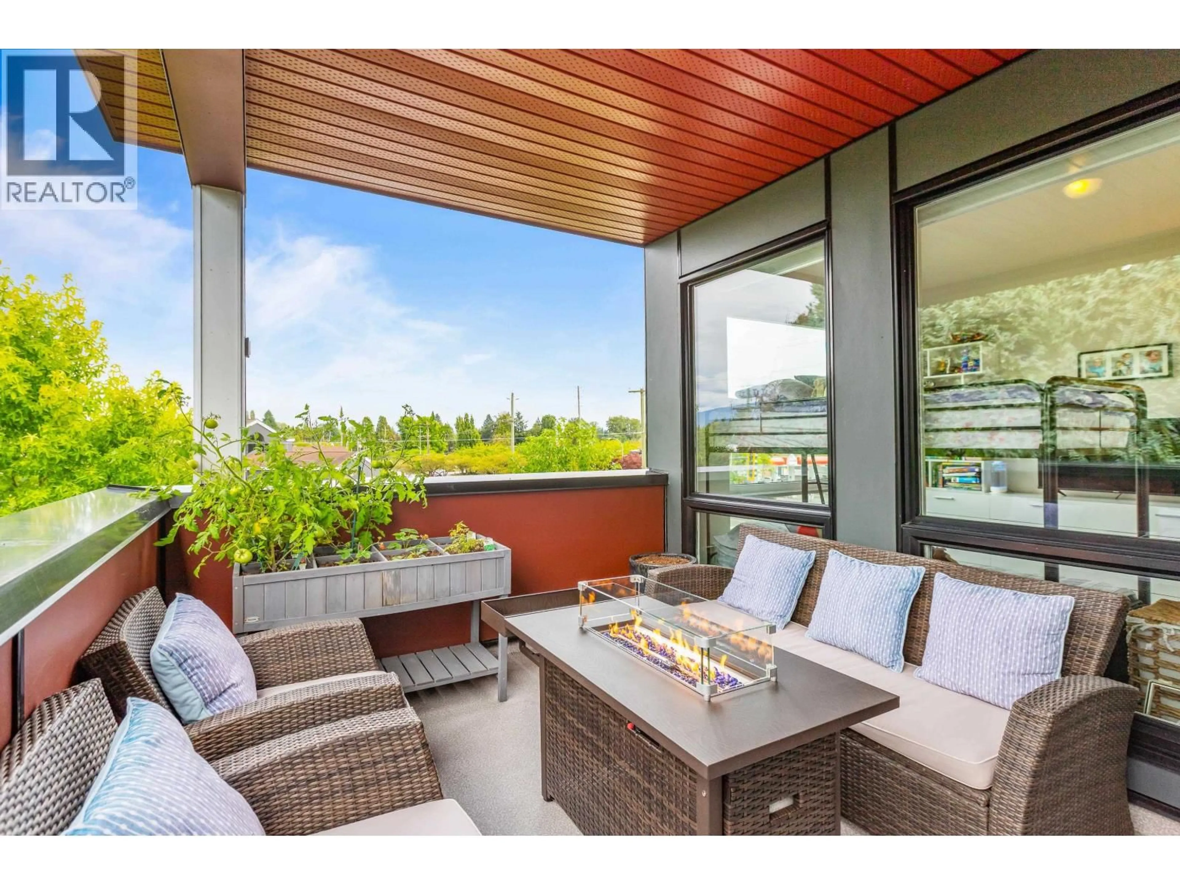 Patio, water/lake/river/ocean view for 307 - 20331 DEWDNEY TRUNK ROAD, Maple Ridge British Columbia V2X3C9