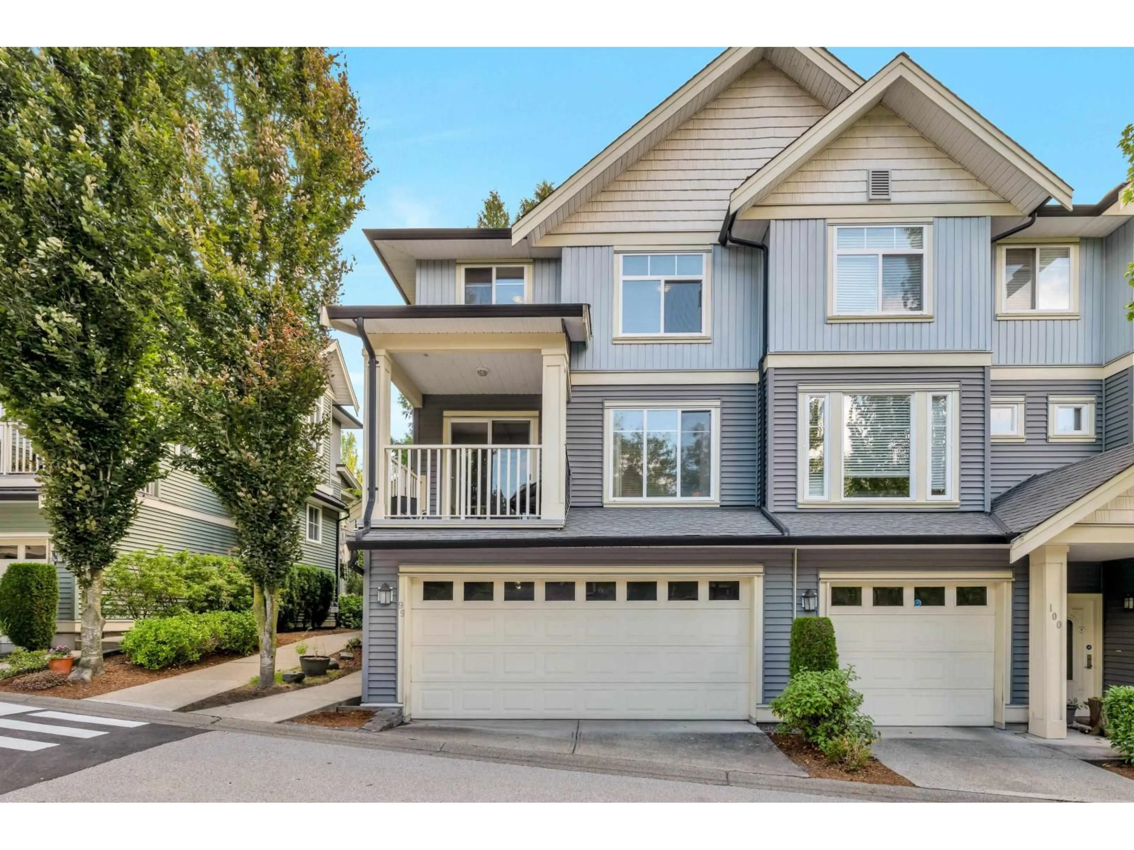 Home with vinyl exterior material, street for 99 - 6575 192, Surrey British Columbia V4N5T8