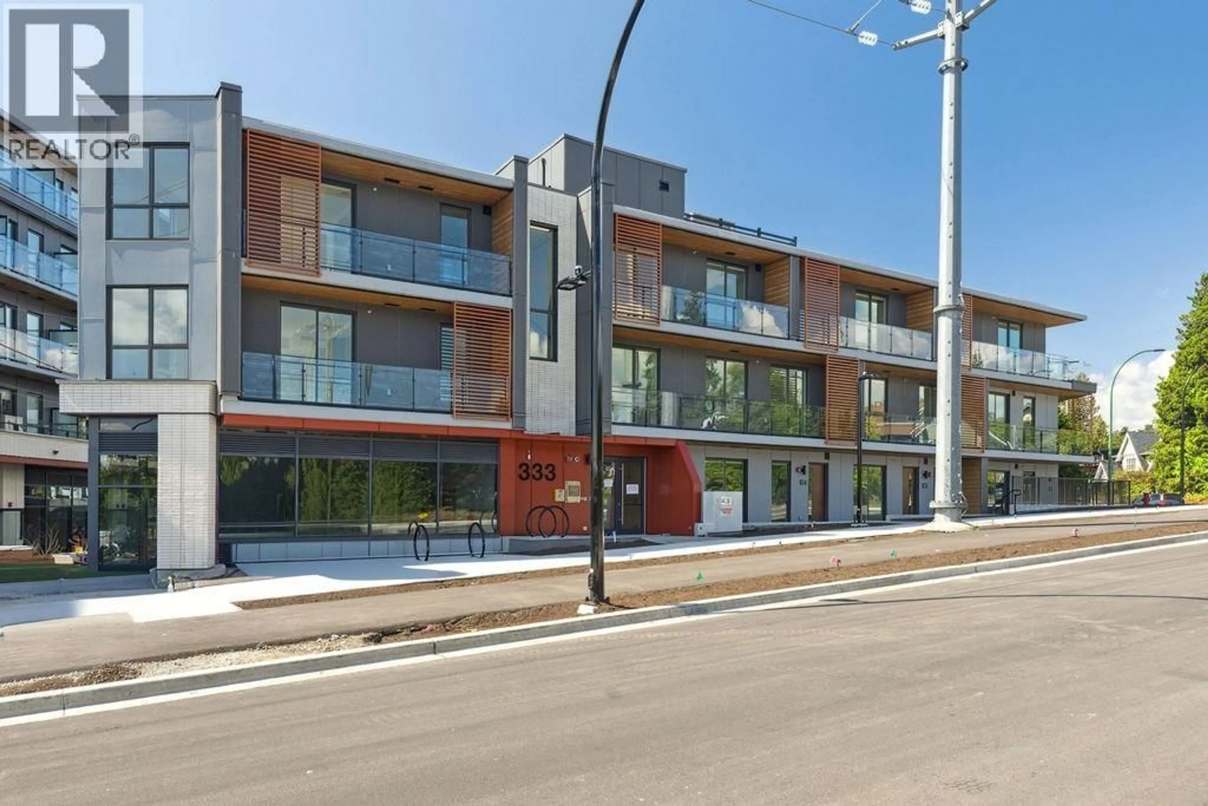 Unknown for 202 - 333 ST. DAVID'S AVENUE, North Vancouver British Columbia V7L3P2