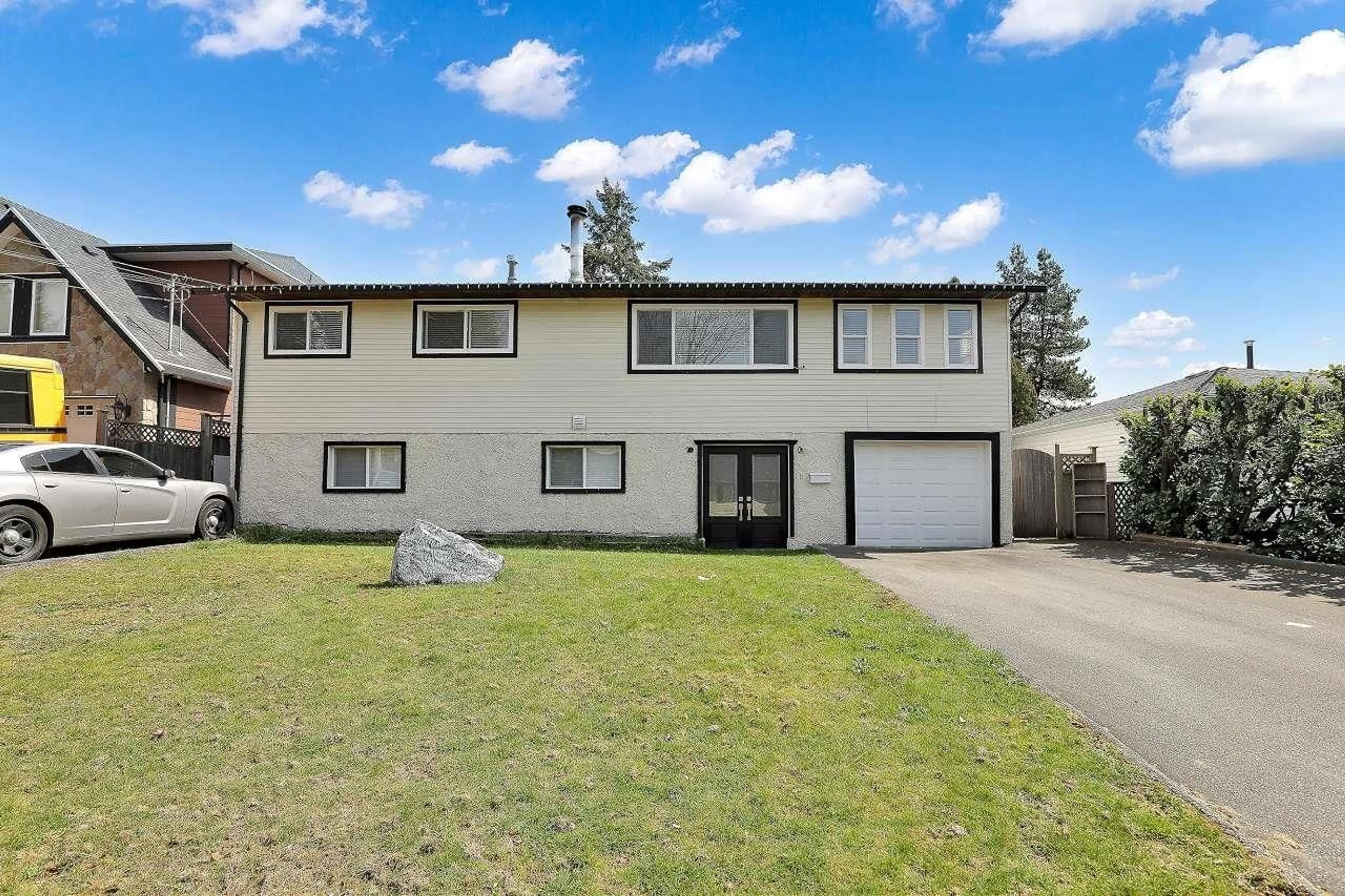 Home with vinyl exterior material, street for 7436 118A, Delta British Columbia V4C6J9