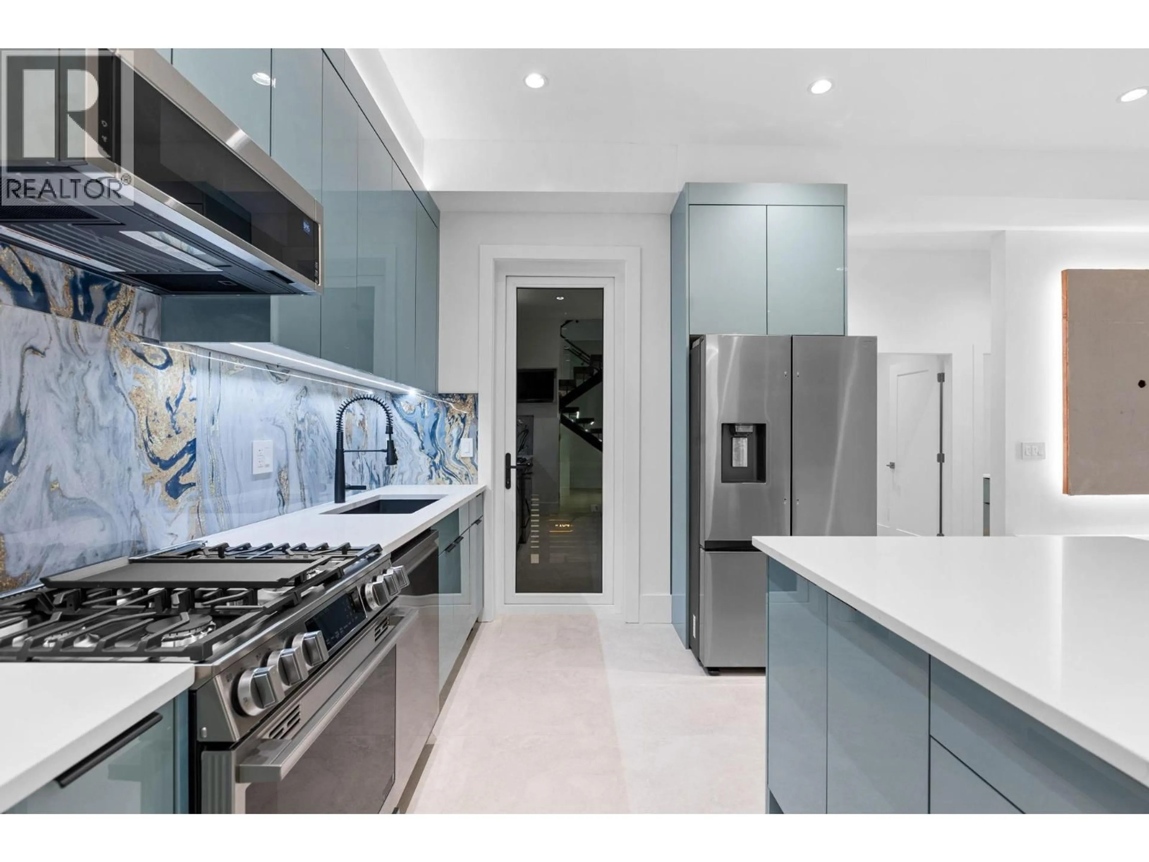 Contemporary kitchen, ceramic/tile floor for 102 - 1204 HAMMOND AVENUE, Coquitlam British Columbia V3K2P1