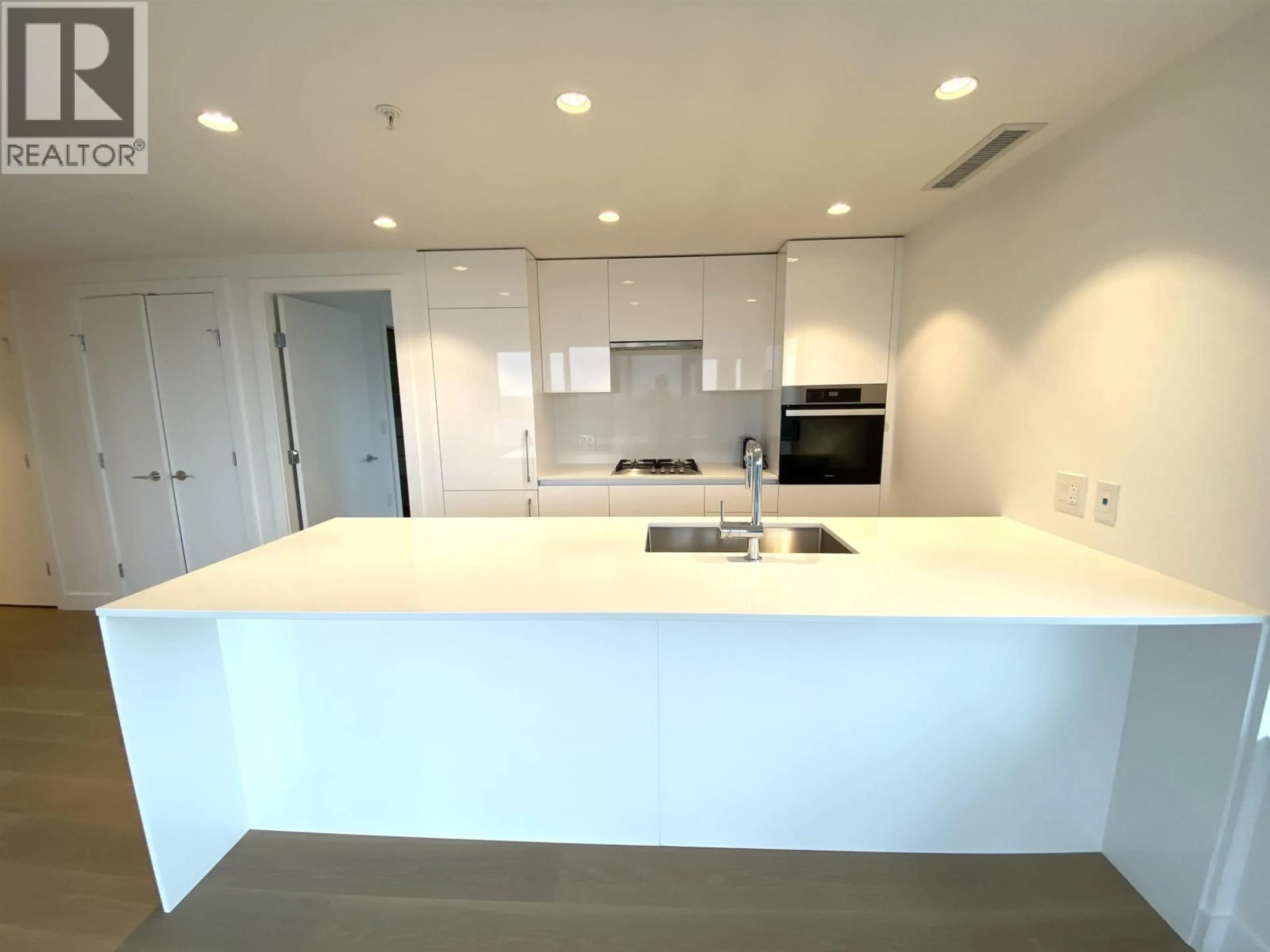 Open concept kitchen, unknown for 1601 - 5788 GILBERT ROAD, Richmond British Columbia V7C0G1