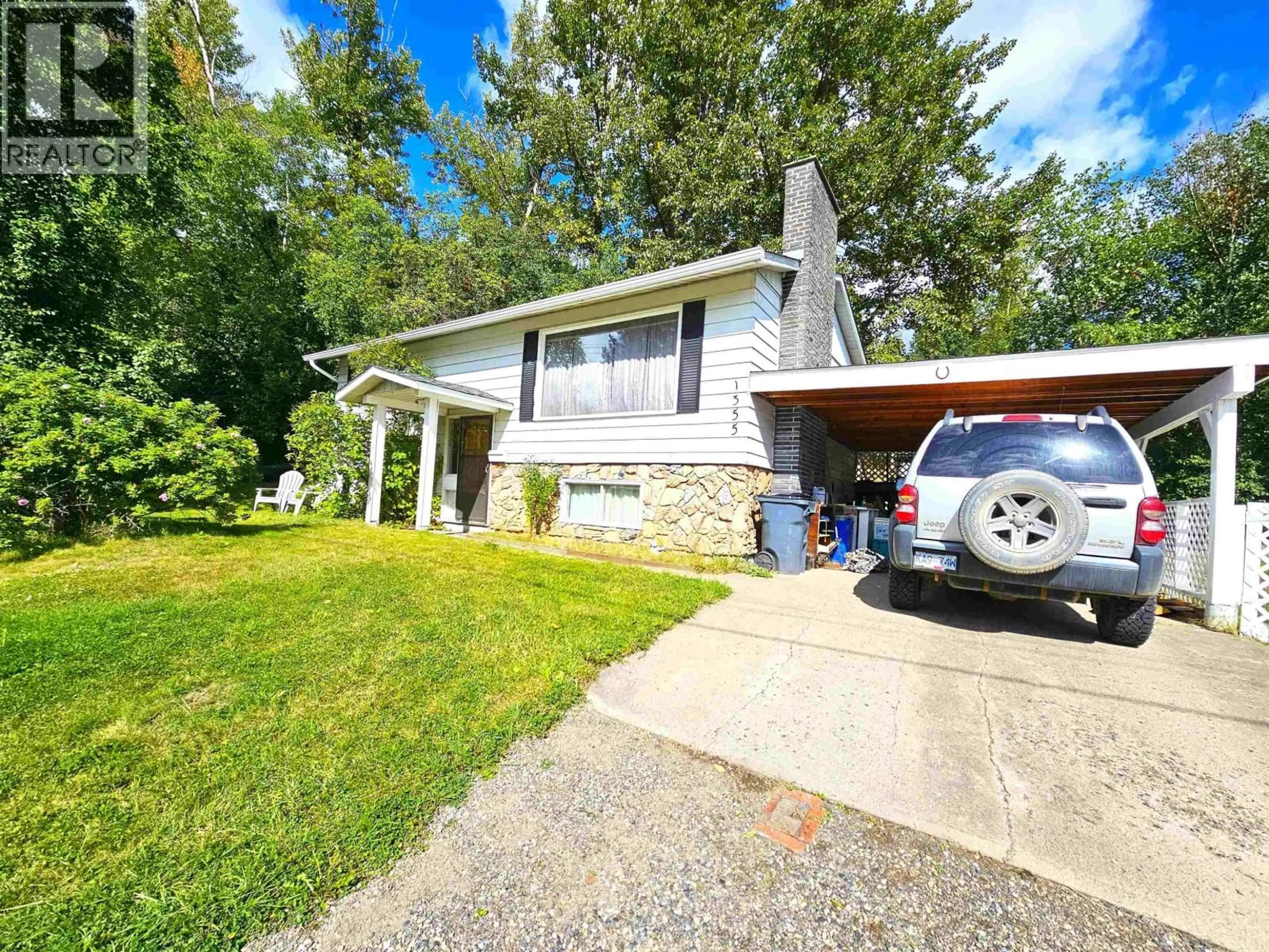 A pic from outside/outdoor area/front of a property/back of a property/a pic from drone, street for 1355 HOUSTON LANE, Prince George British Columbia V2L4M9