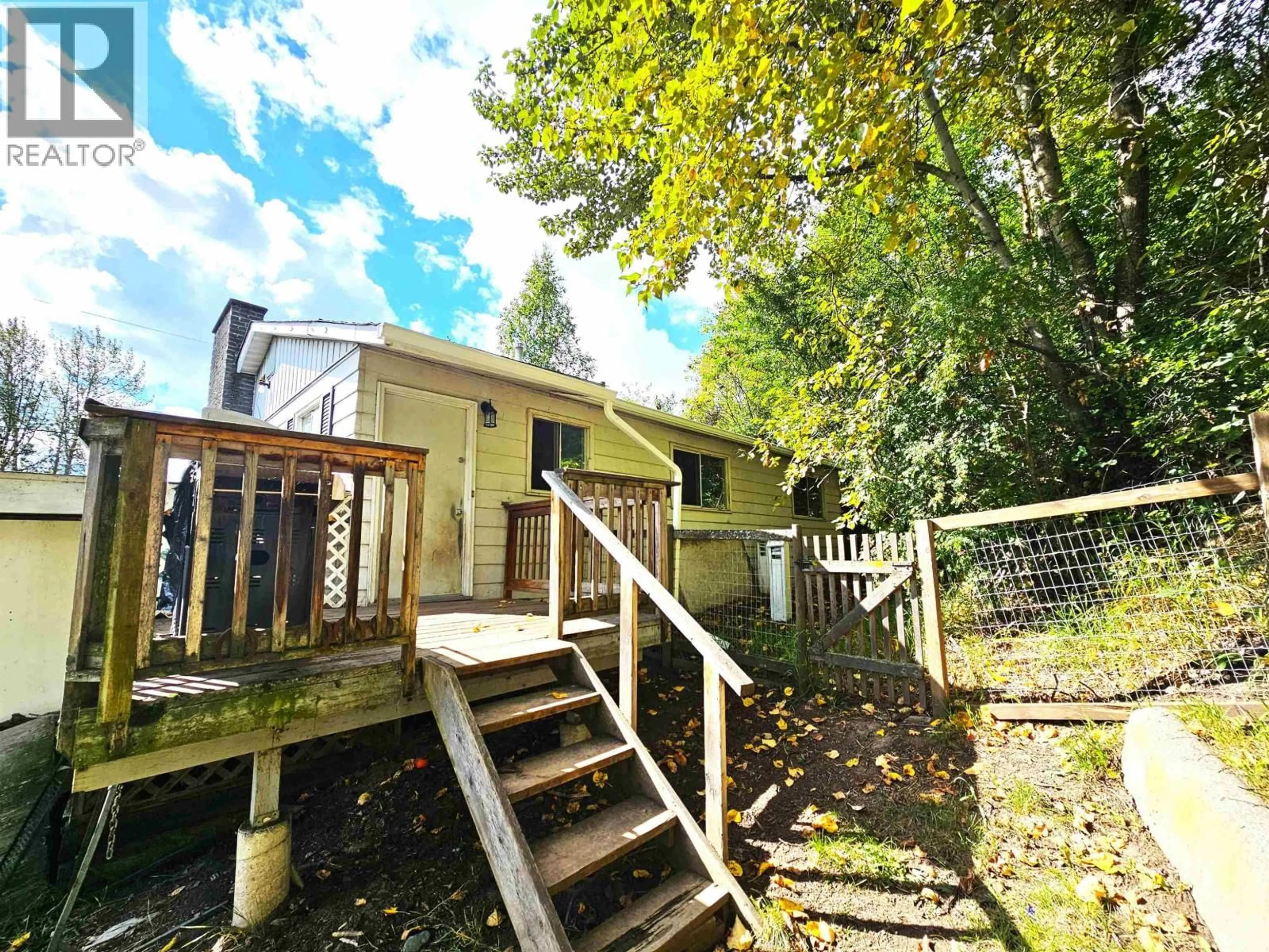 A pic from outside/outdoor area/front of a property/back of a property/a pic from drone, unknown for 1355 HOUSTON LANE, Prince George British Columbia V2L4M9