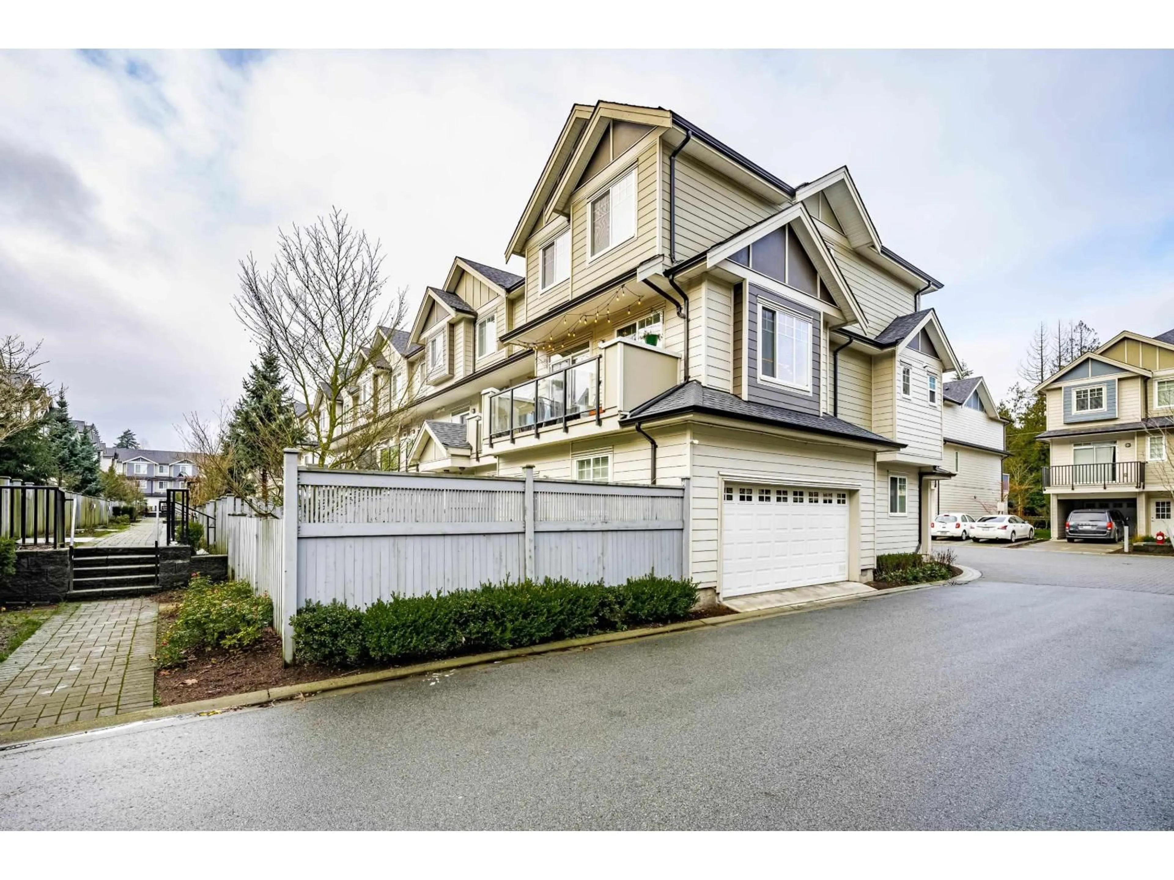 Unknown for 183 - 13898 64, Surrey British Columbia V3W1L6