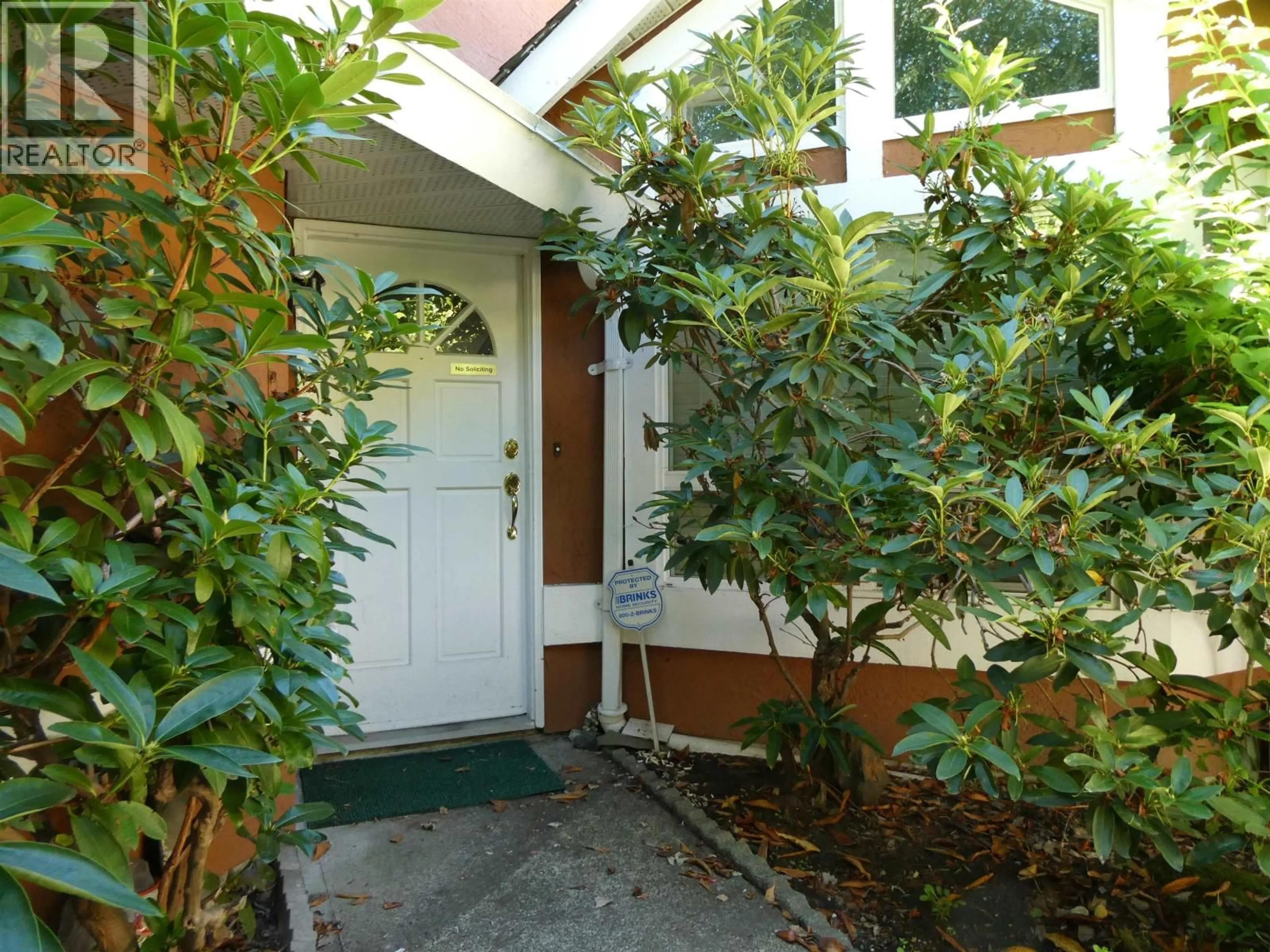 Indoor entryway for 8631 DOLPHIN COURT, Richmond British Columbia V6Y3J7