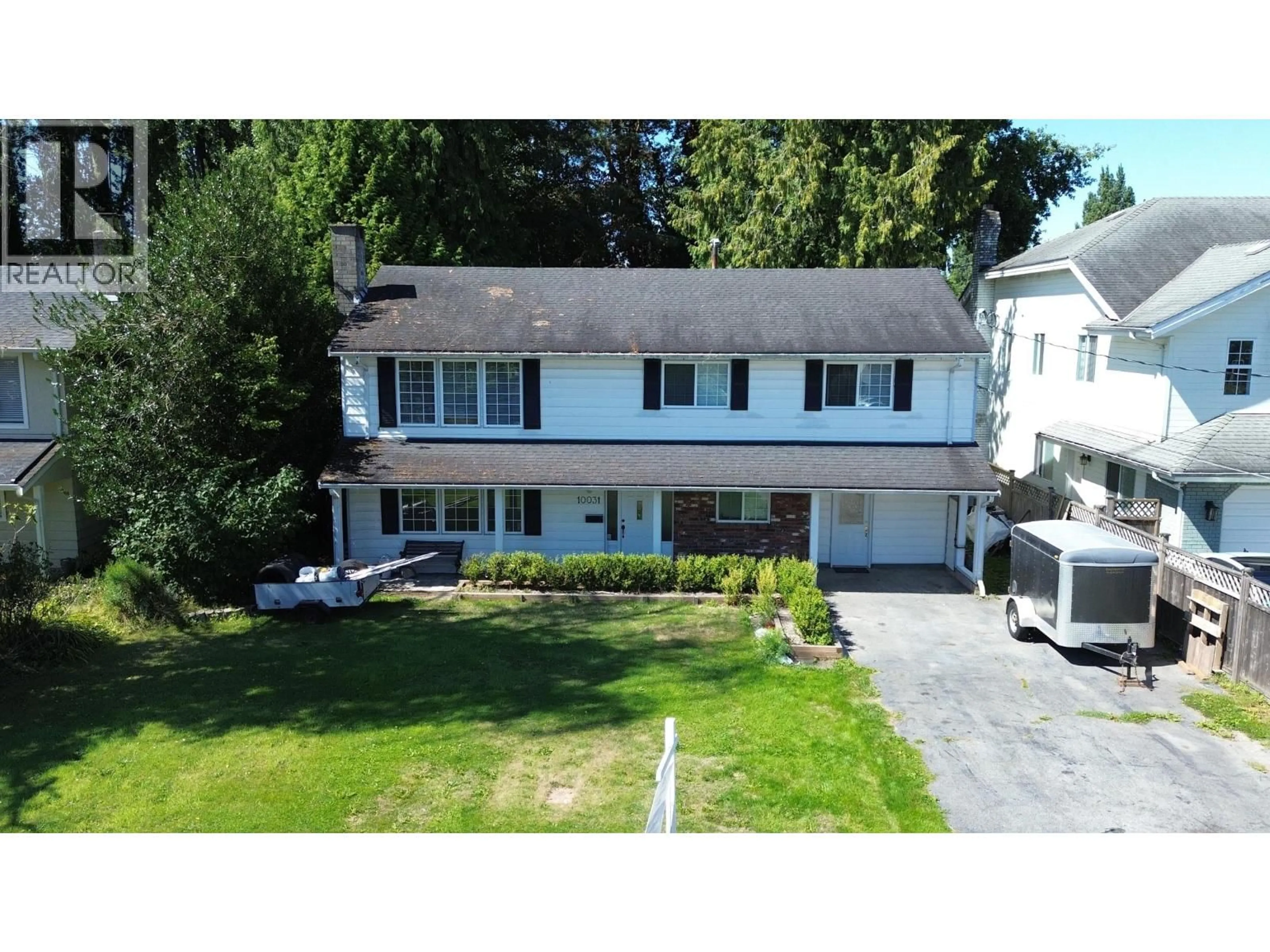 A pic from outside/outdoor area/front of a property/back of a property/a pic from drone, street for 10031 2ND AVENUE, Richmond British Columbia V7E1V6