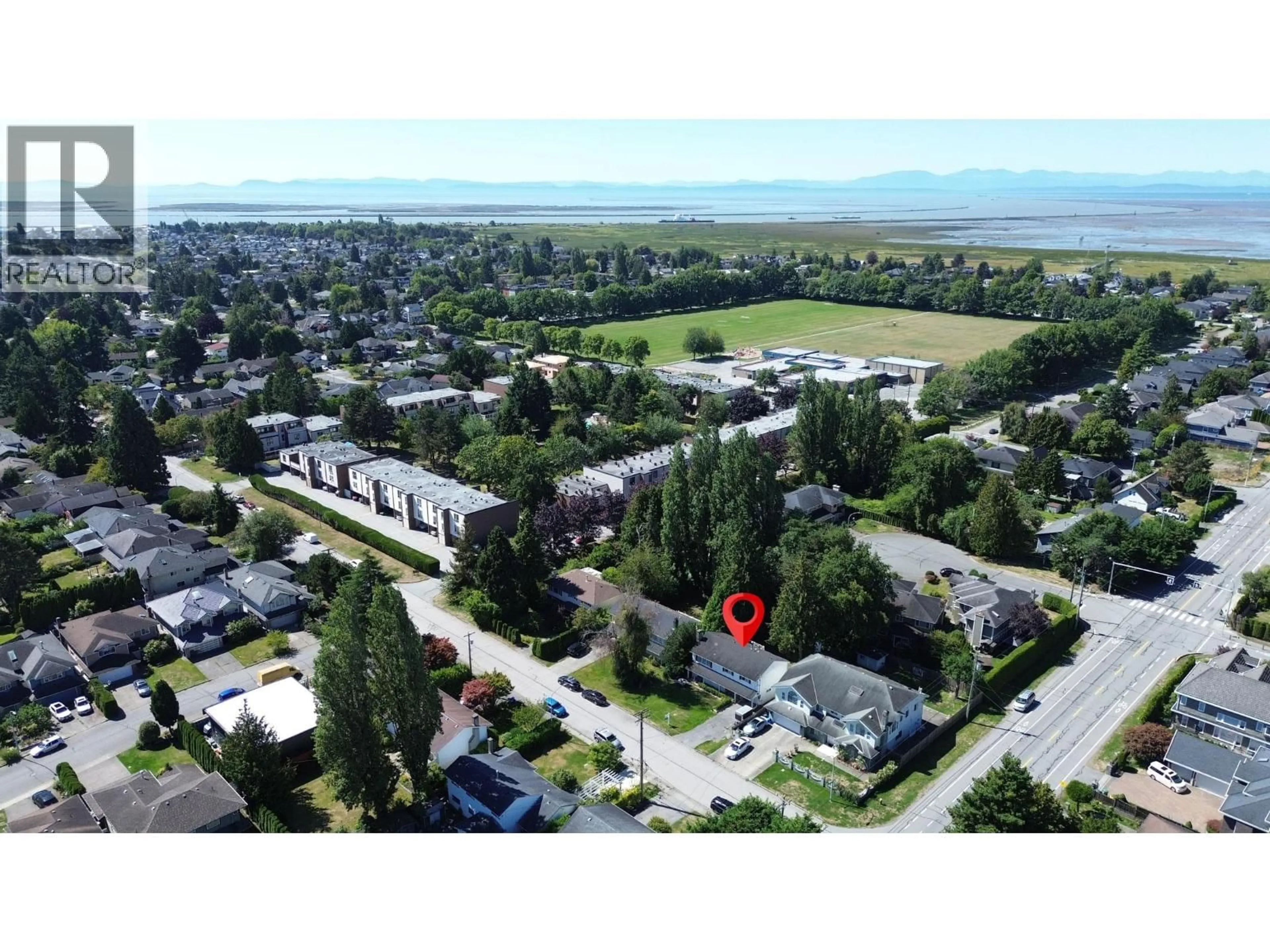 A pic from outside/outdoor area/front of a property/back of a property/a pic from drone, unknown for 10031 2ND AVENUE, Richmond British Columbia V7E1V6