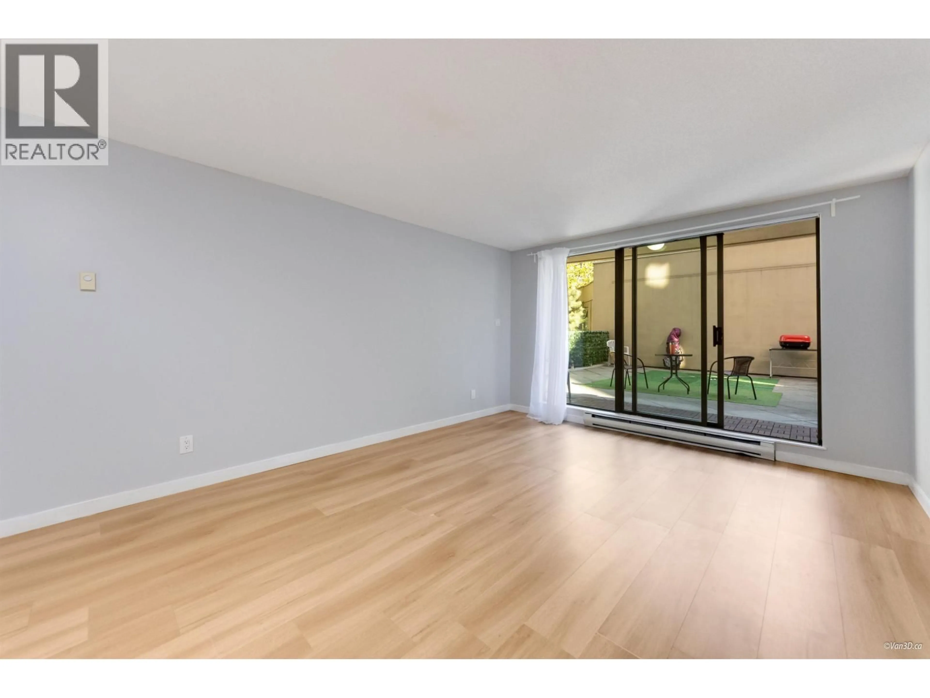 A pic of a room for 205 - 8246 LANSDOWNE ROAD, Richmond British Columbia V6X1B9