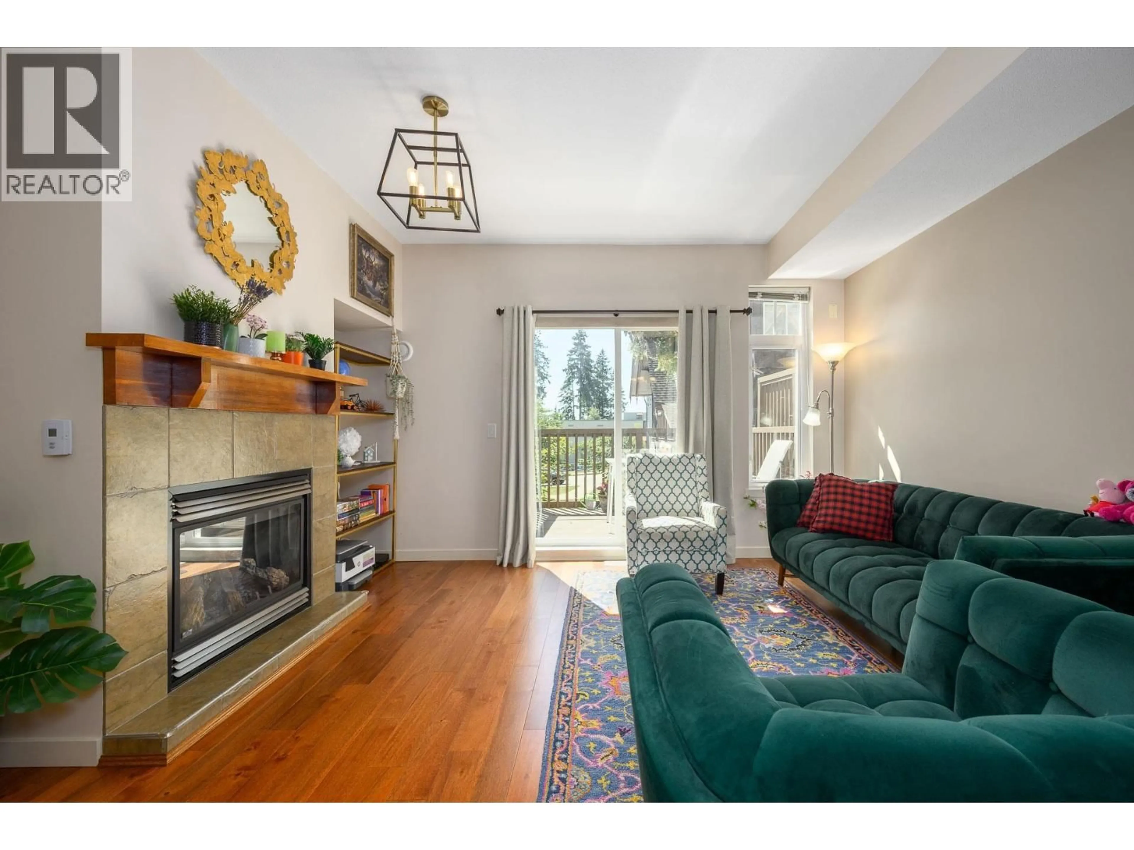 Living room with furniture, wood/laminate floor for 29 - 2000 PANORAMA DRIVE, Port Moody British Columbia V3H5J5
