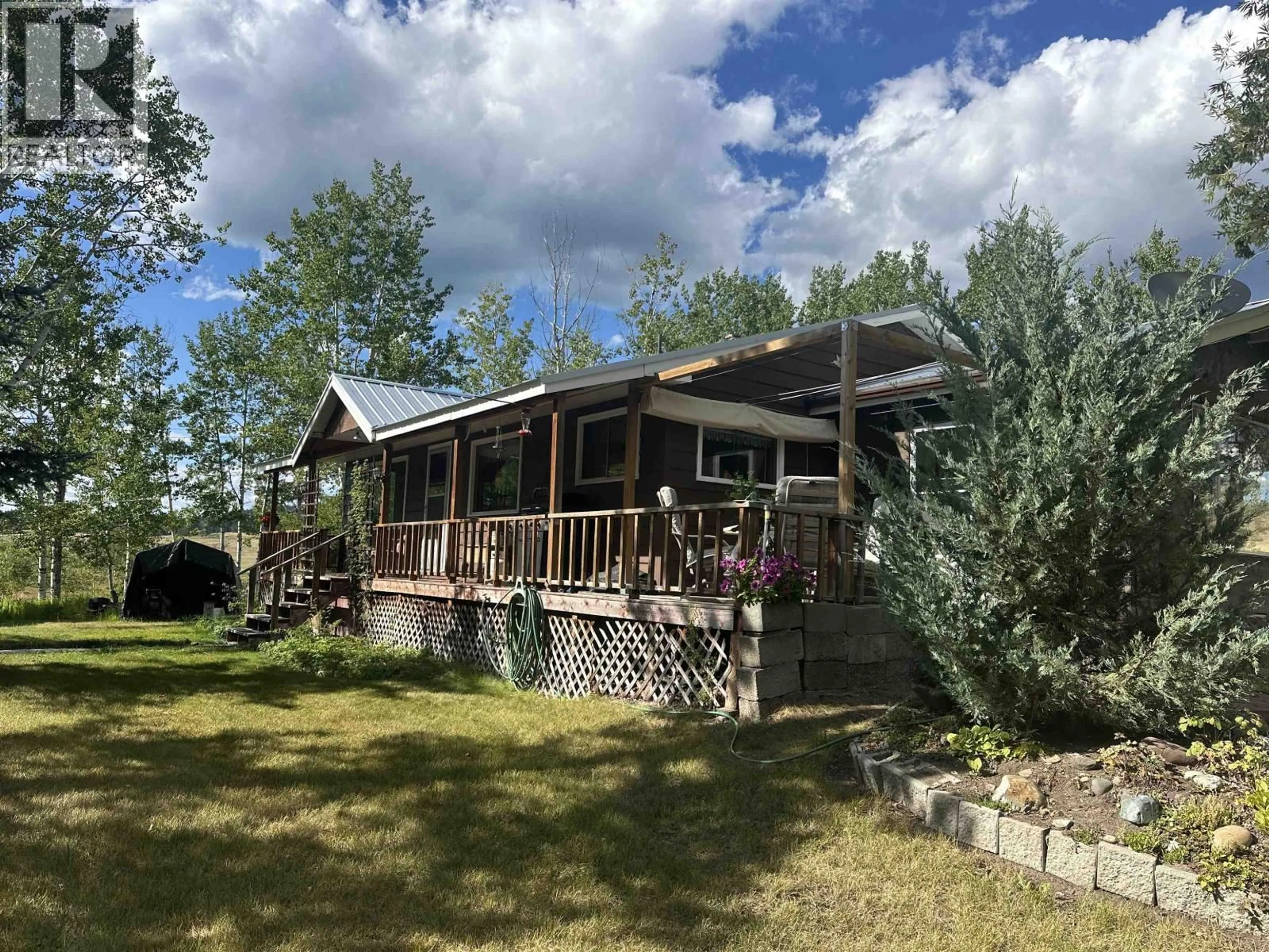 A pic from outside/outdoor area/front of a property/back of a property/a pic from drone, mountain view for 4119 CARIBOO 97 HIGHWAY, Lac La Hache British Columbia V0K1P0