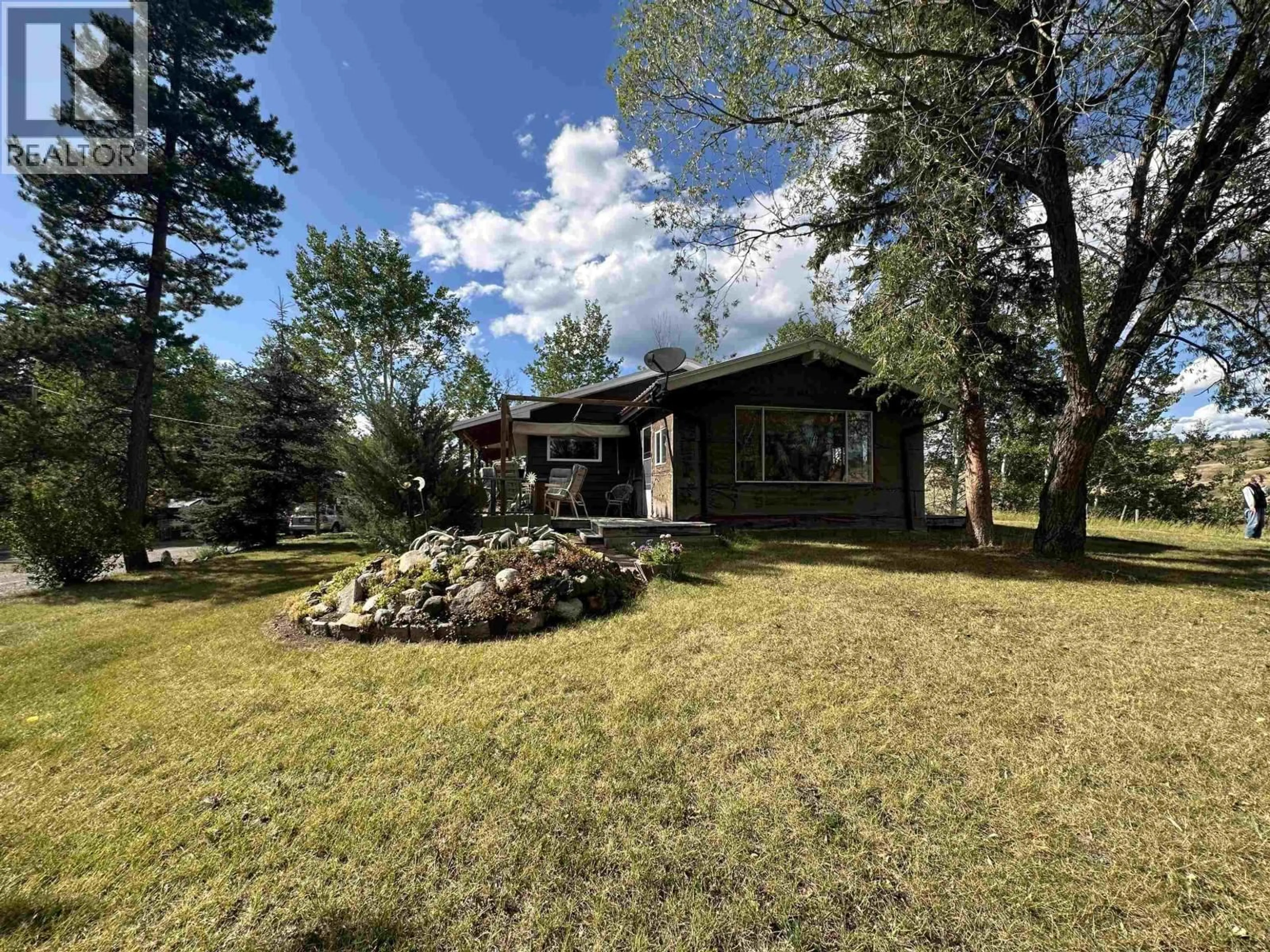 A pic from outside/outdoor area/front of a property/back of a property/a pic from drone, unknown for 4119 CARIBOO 97 HIGHWAY, Lac La Hache British Columbia V0K1P0