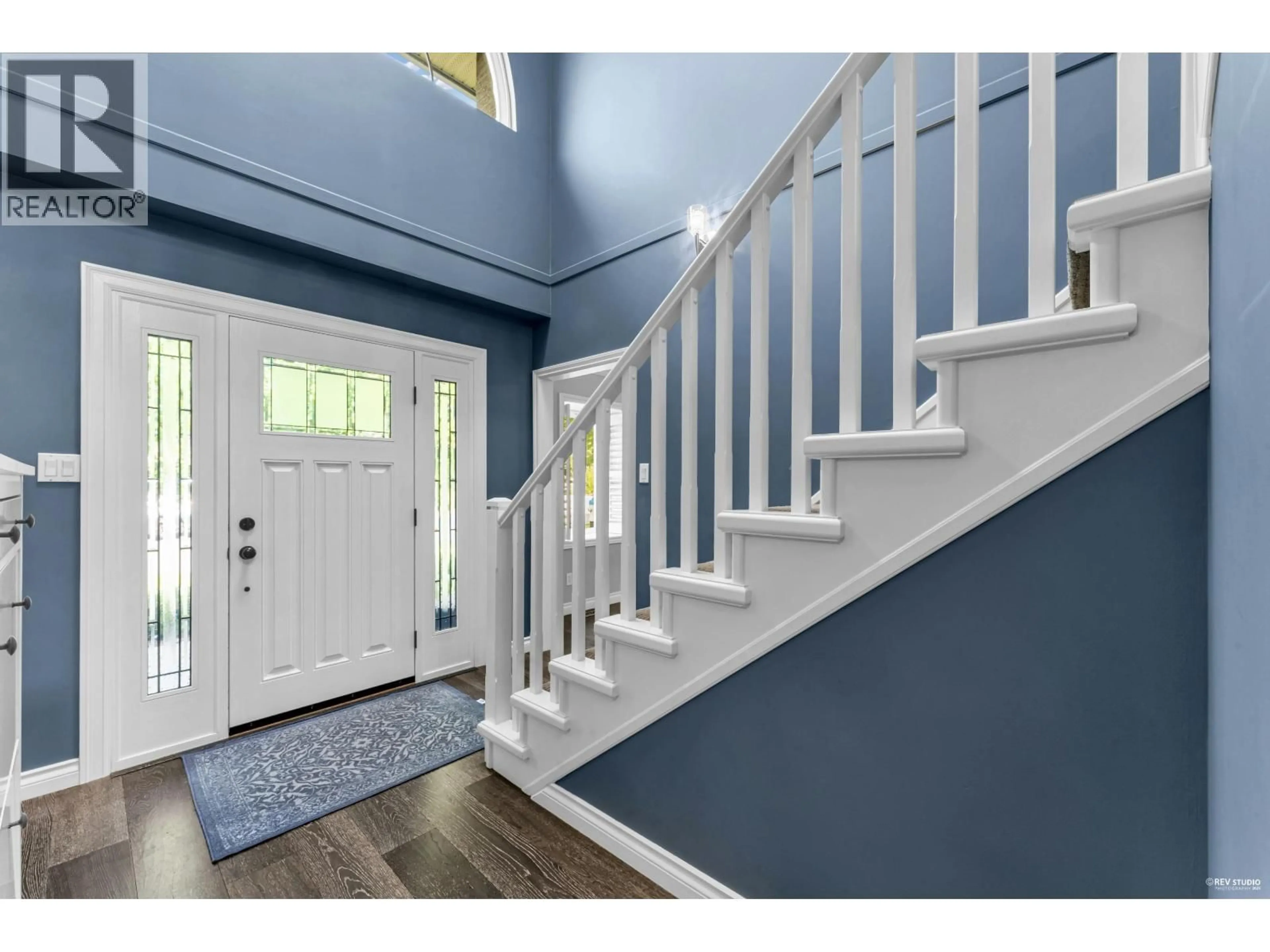 Indoor entryway for 5159 HERON BAY CLOSE, Delta British Columbia V4K4Z2