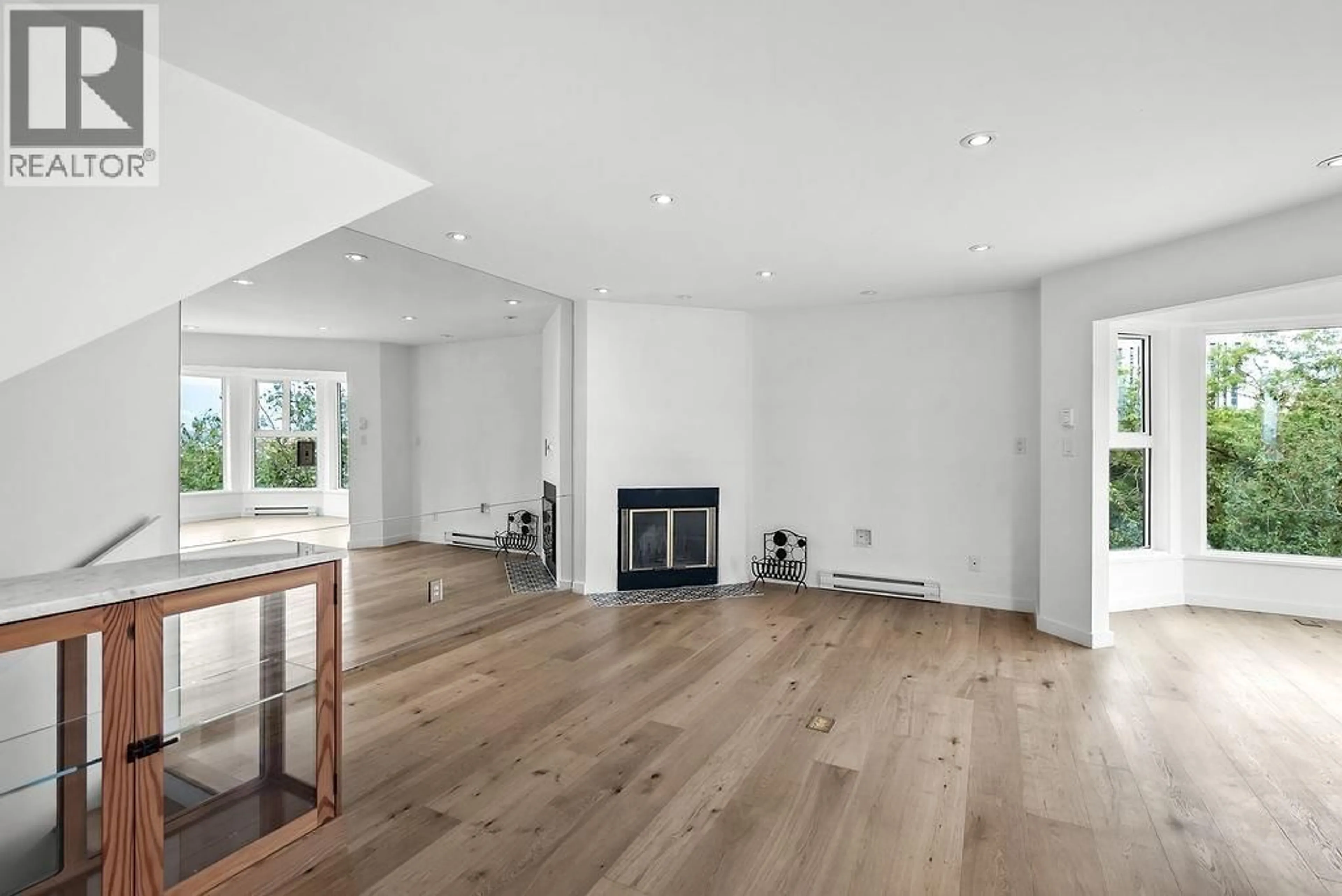Unknown for 2420 BIRCH STREET, Vancouver British Columbia V6H3X9