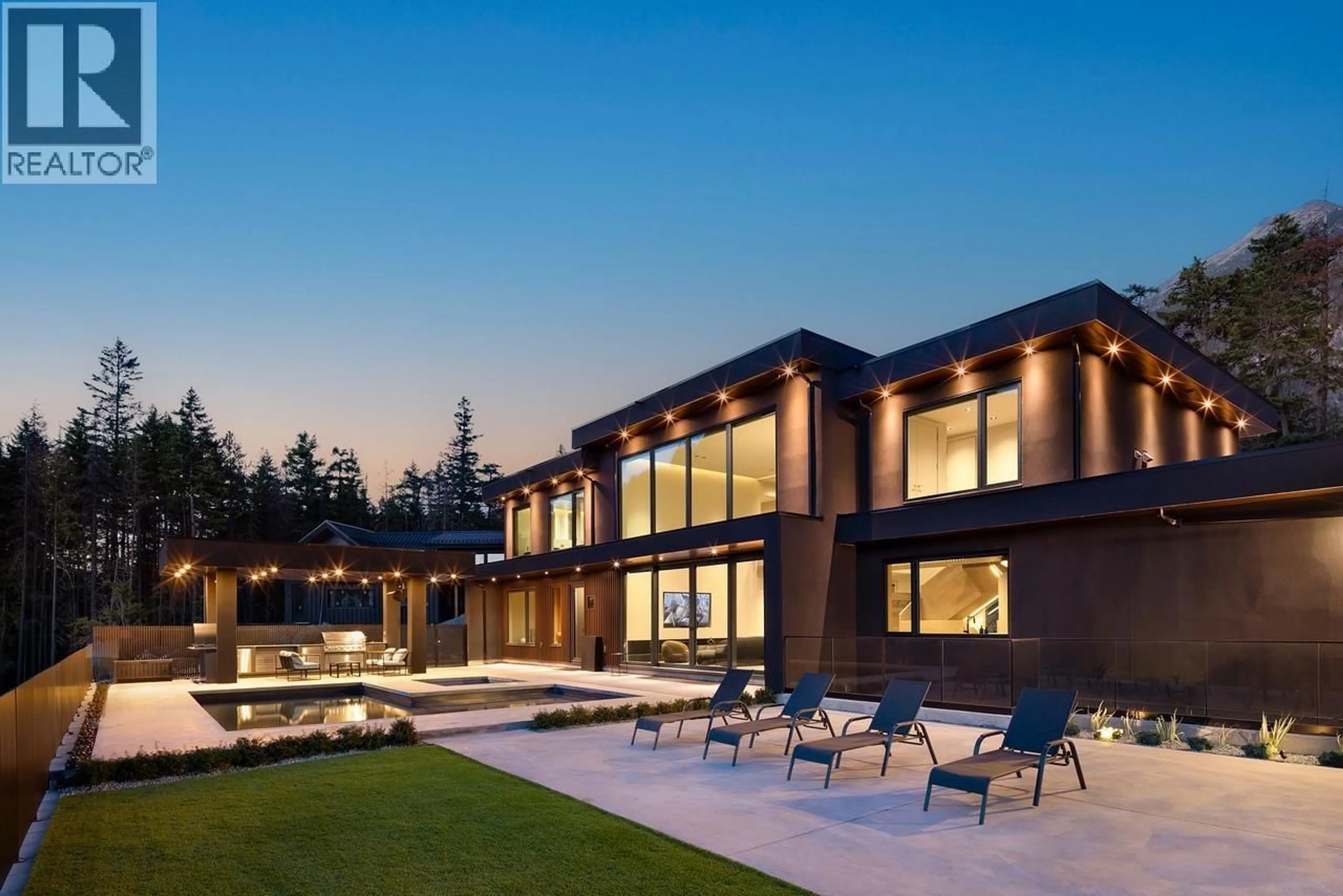 Home with brick exterior material, mountain view for 9228 WEDGEMOUNT PLATEAU DRIVE, Whistler British Columbia V8E1M1