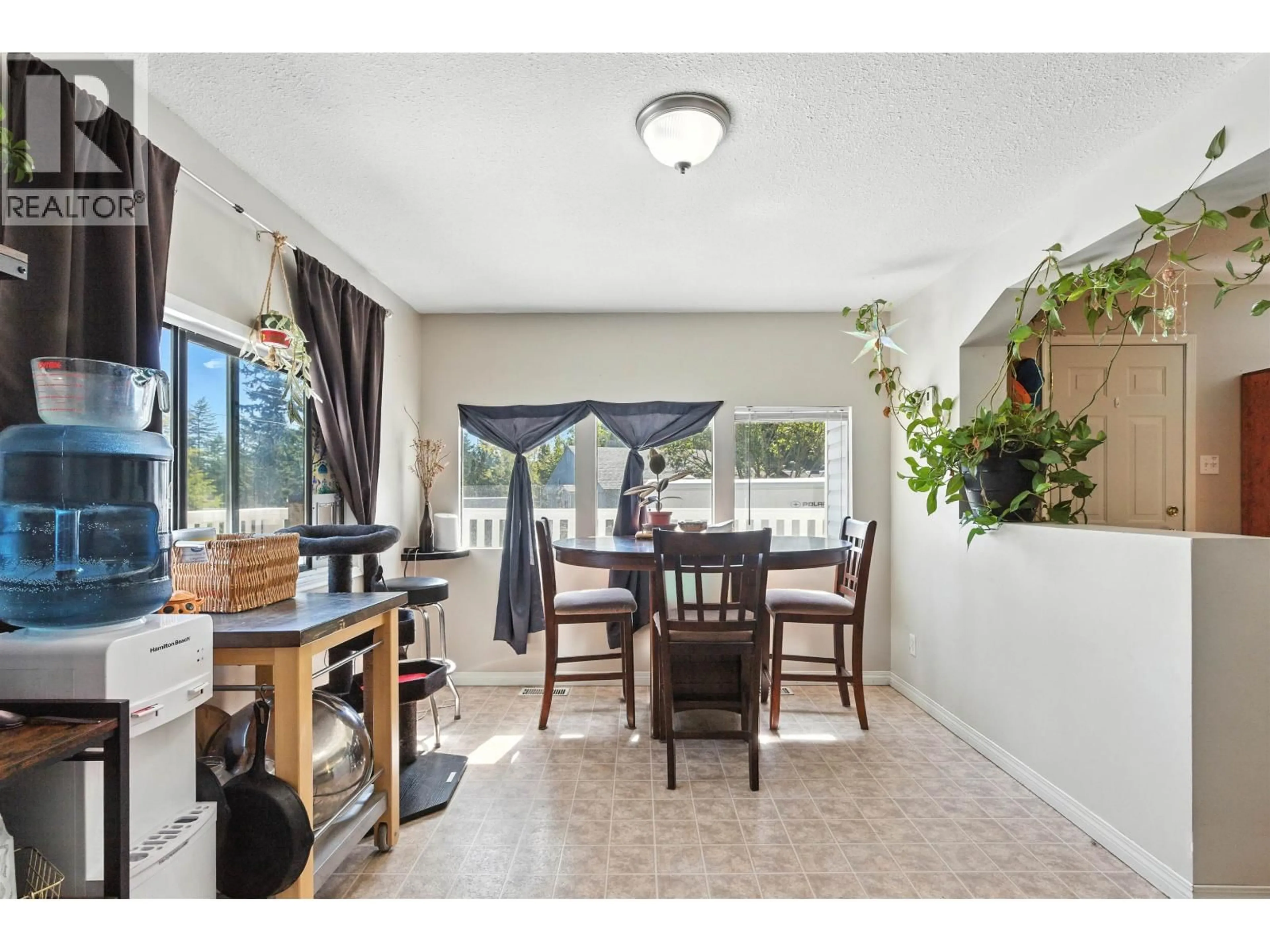 Dining room, ceramic/tile floor for 935 BIRCH LANE, Williams Lake British Columbia V2G3R6