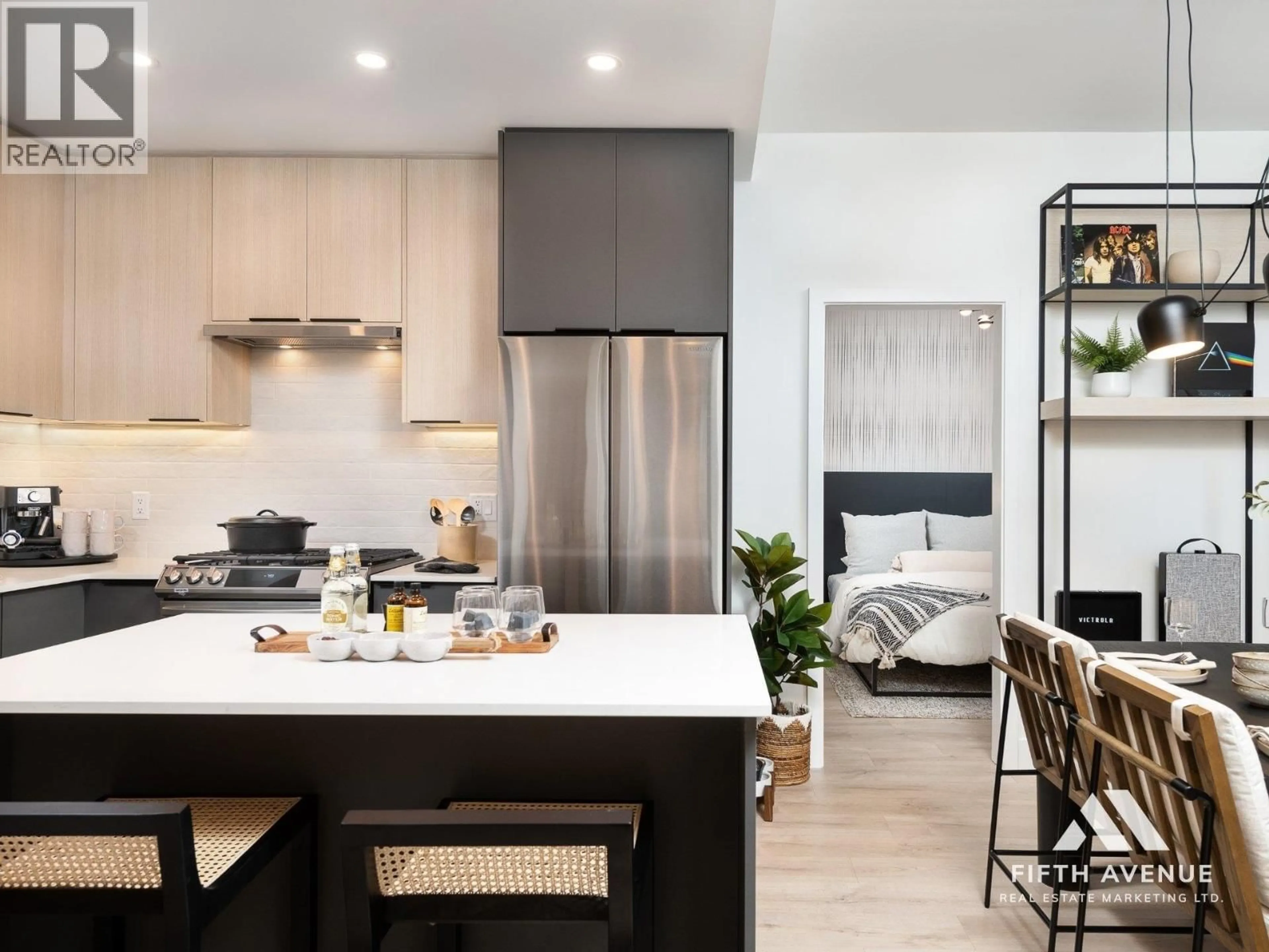 Open concept kitchen, unknown for 404 - 111 BULLER STREET, Port Moody British Columbia N0N0N0