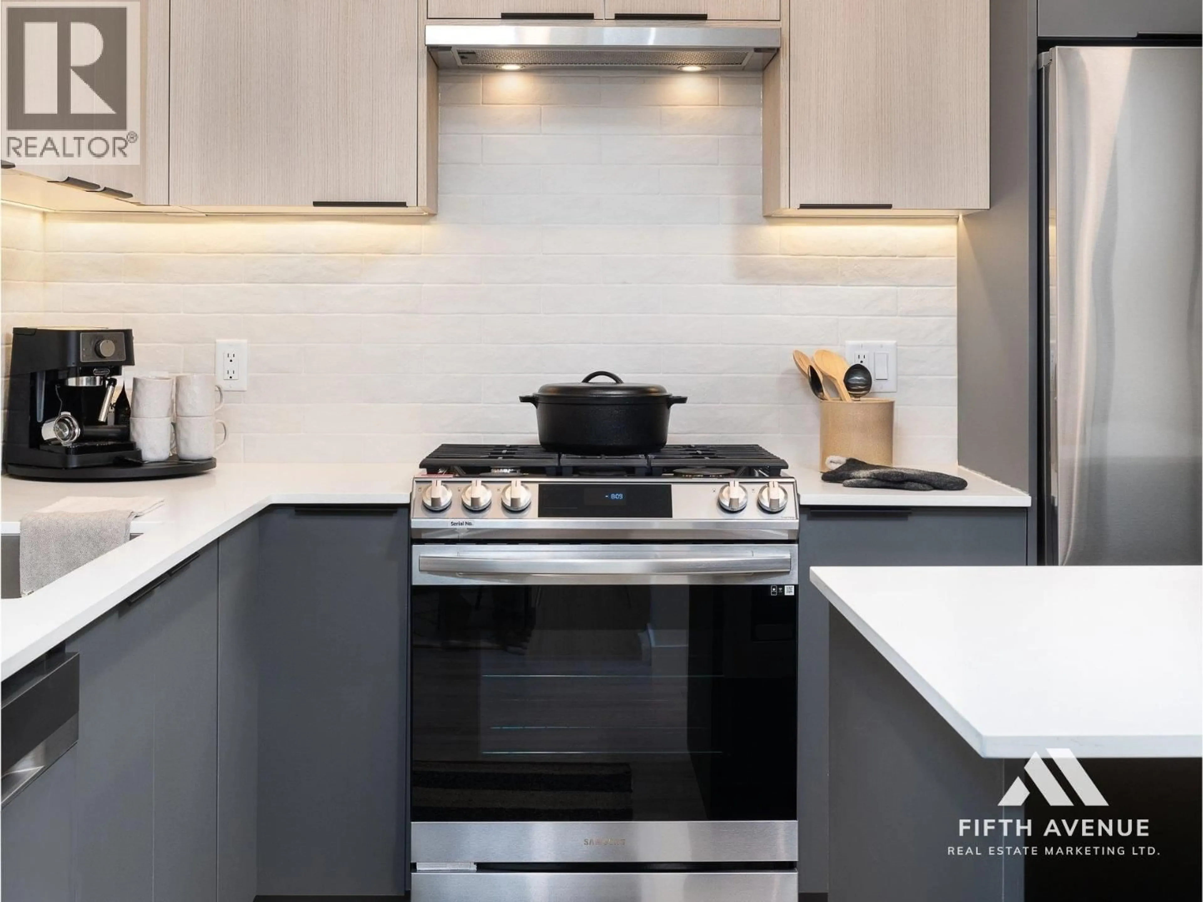 Contemporary kitchen, ceramic/tile floor for 404 - 111 BULLER STREET, Port Moody British Columbia N0N0N0